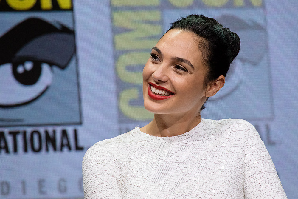 2U7A4084_galgadot-sm.jpg