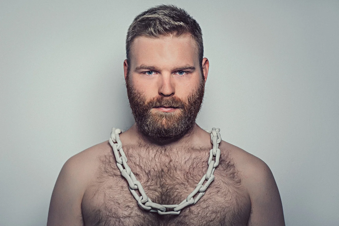 william martin, portrait of the artist with chain (2015) photography: chris parkes