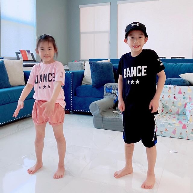 We are blessed with the cutest most wonderful kids in the world. 💯 💕 
Getting ready to start their online  private hip hop dance lessons with @eddiedance123 .
.
.
#siblinglove #brother#sister#kids #dance#kidsdance#cutenessoverload #hiphop#love#onli