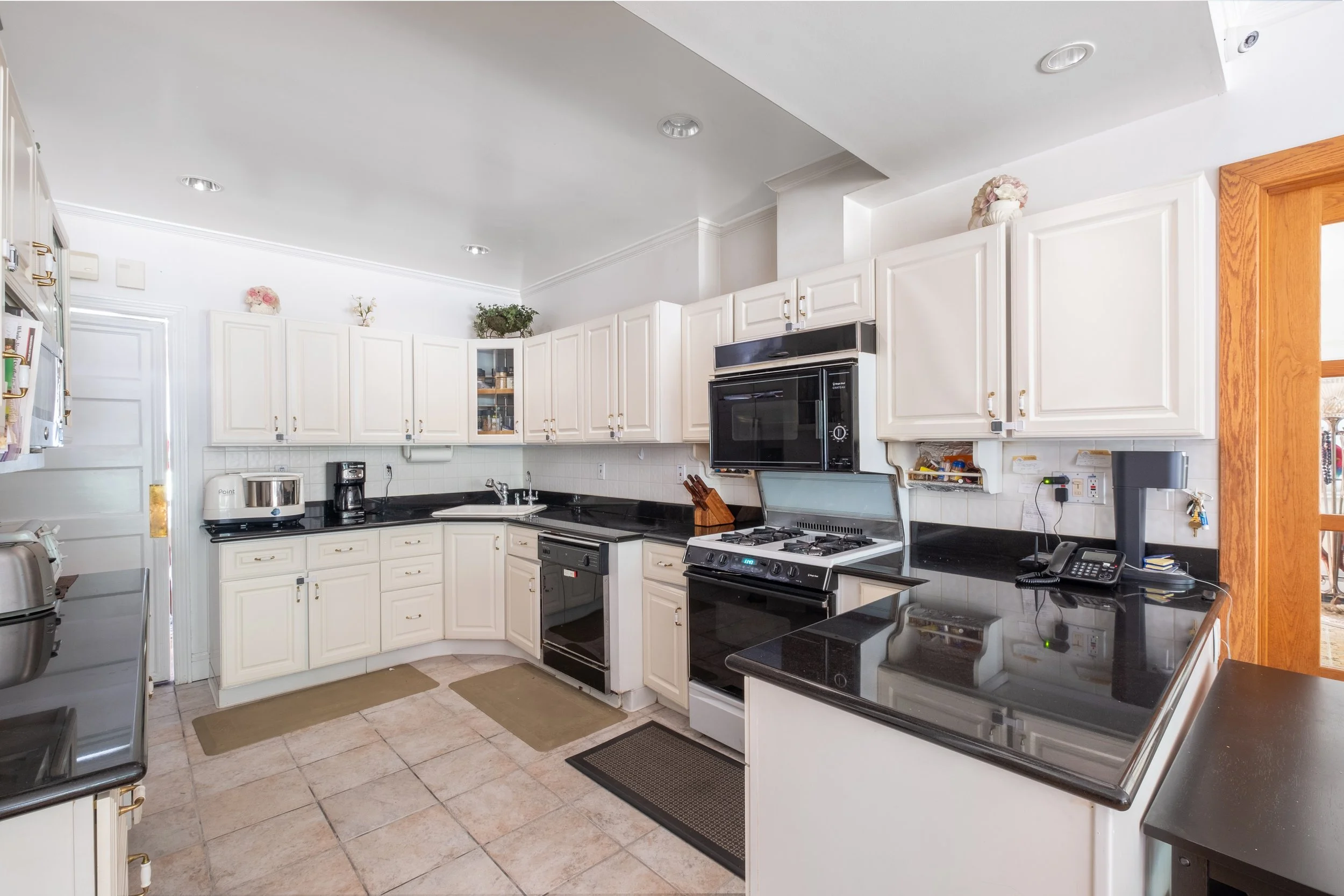 09-Kitchen-2533.jpg