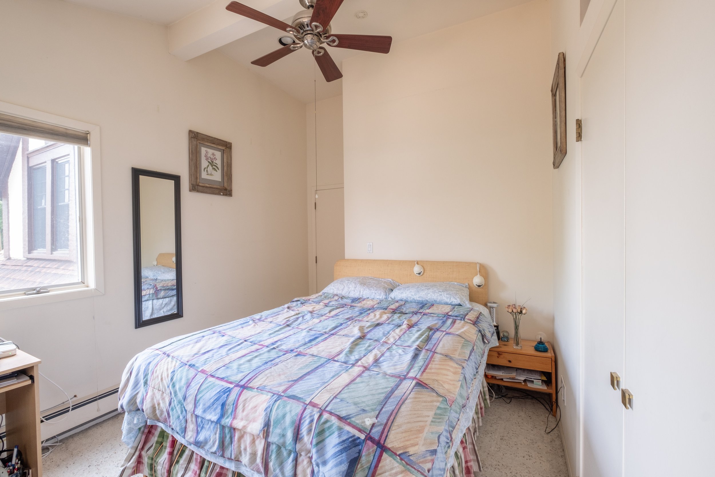 17-Bedroom-2569.jpg