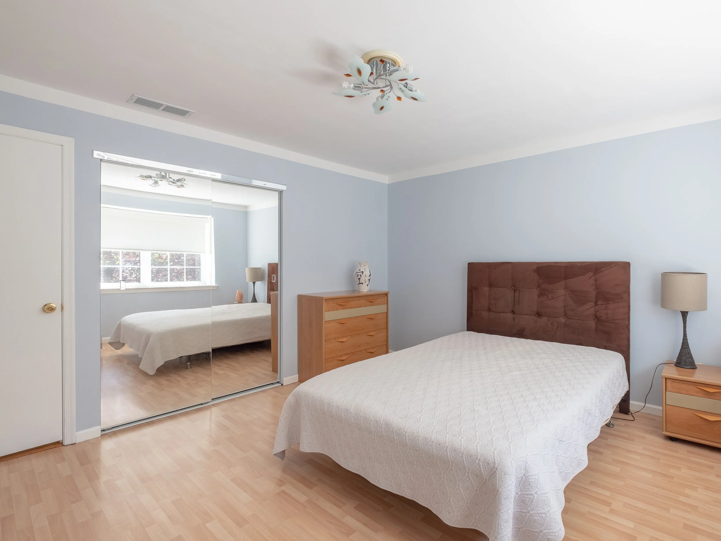 20-BedroomWest.jpg
