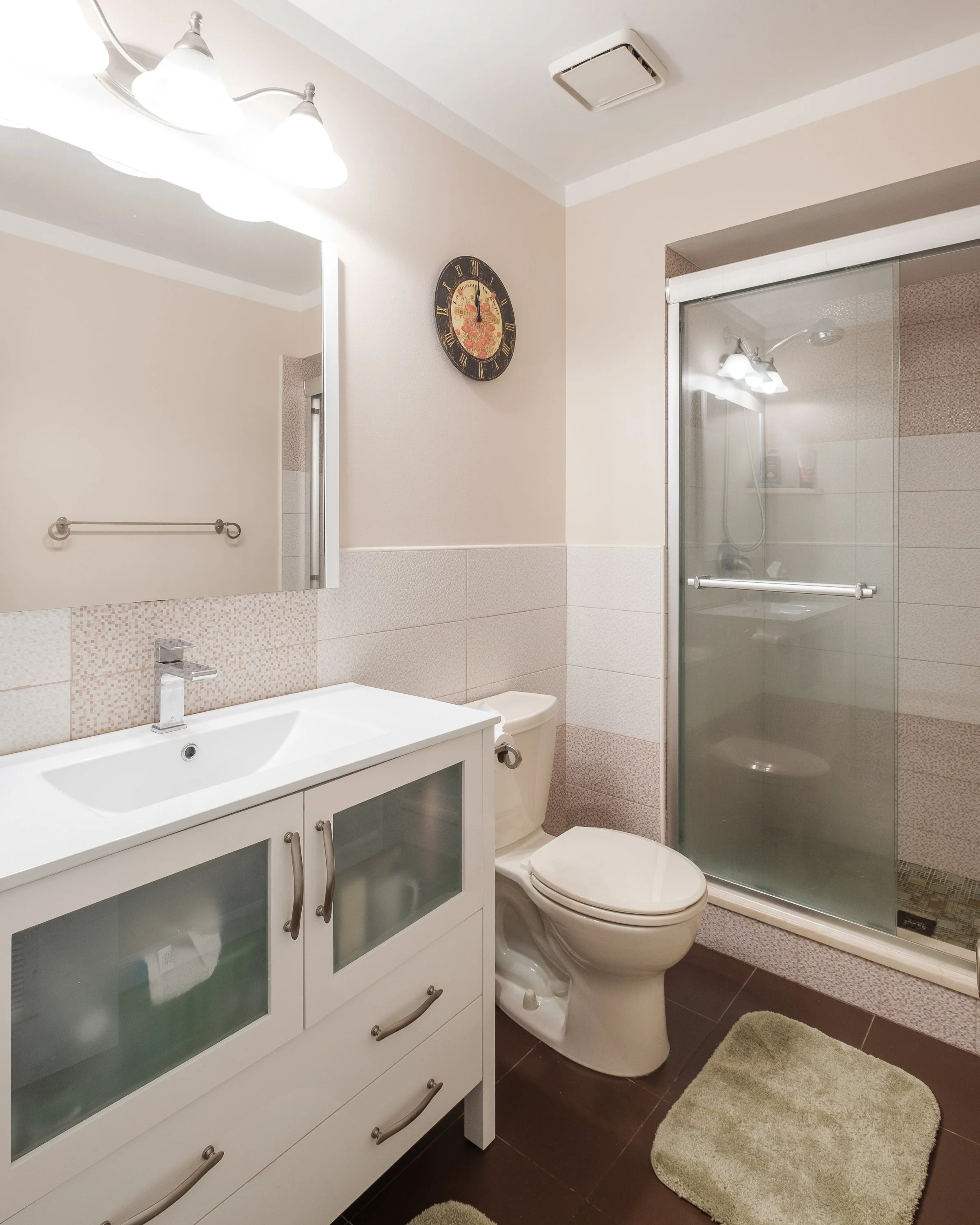 25-MasterBath-Vertical.jpg