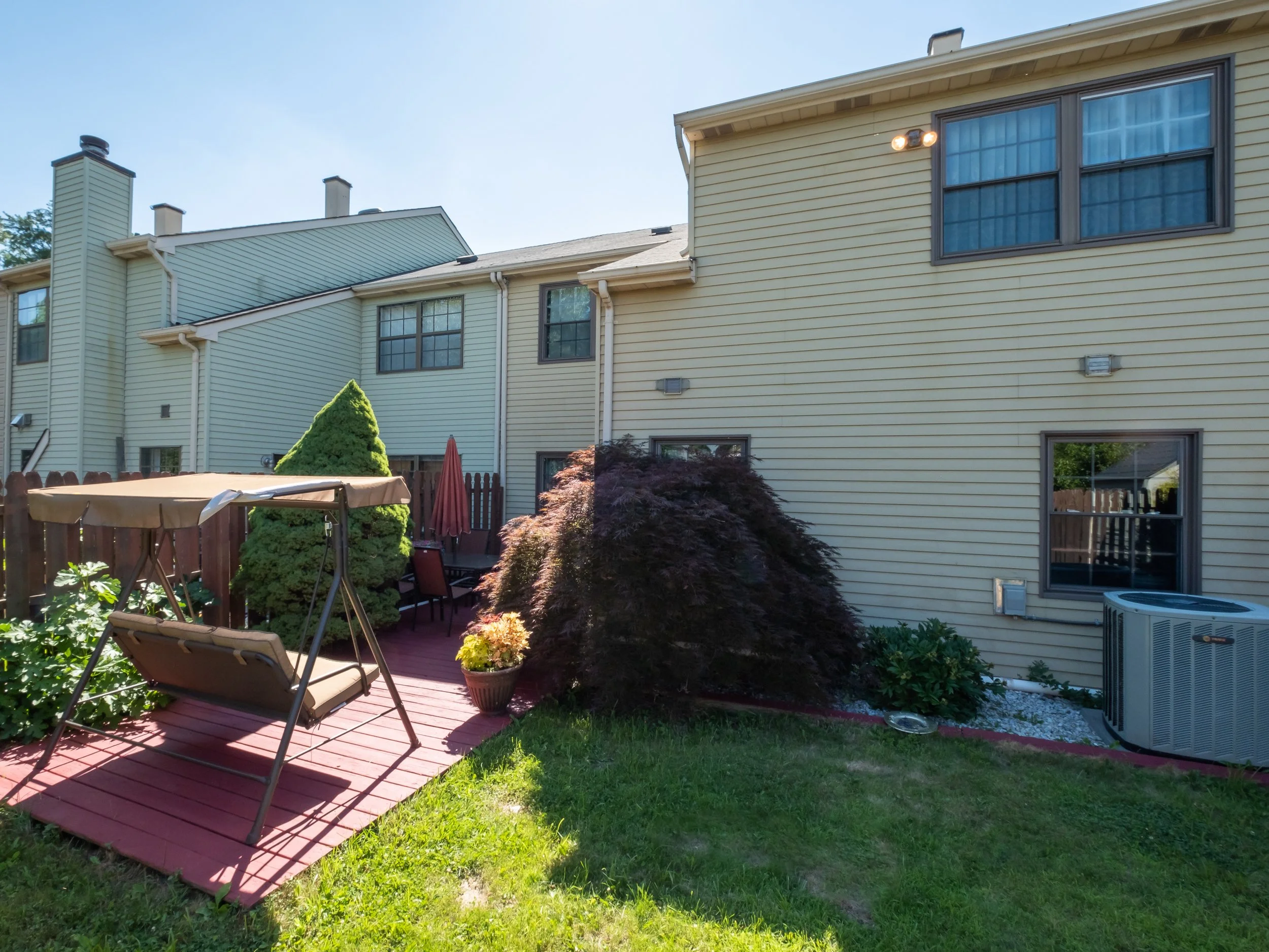 30-Backyard.jpg