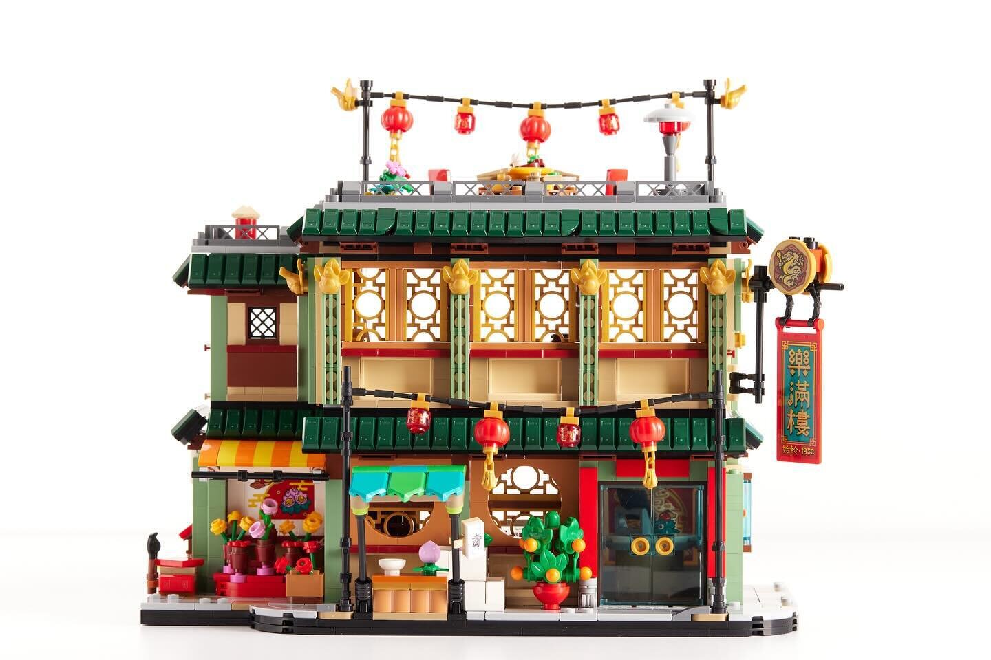 It&rsquo;s been a while since I posted. Haven&rsquo;t shot anything portfolio worthy recently but I have been building @lego as a mental health activity so here&rsquo;s a #lunarnewyear set that&rsquo;s kind of timely.