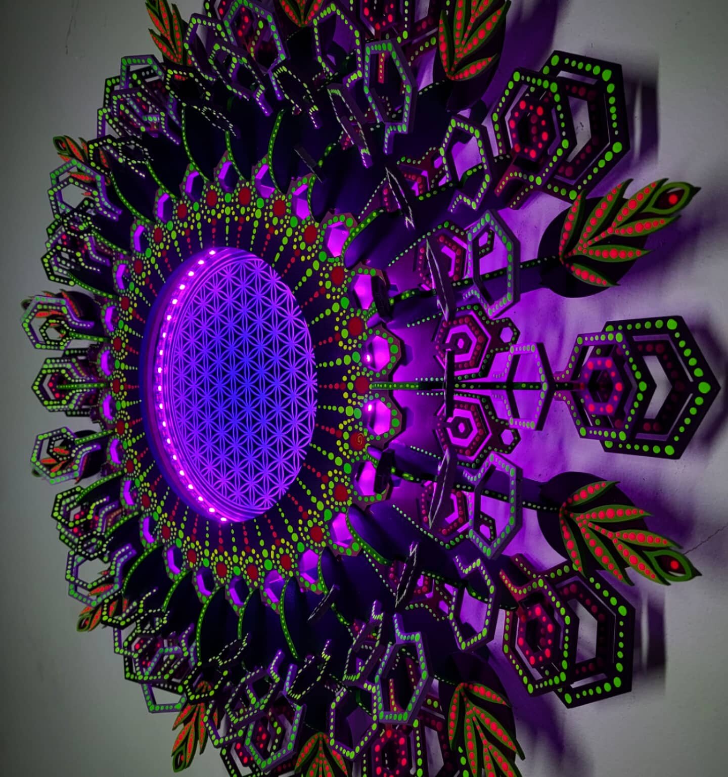 Crystalline Delta Flourish 04d