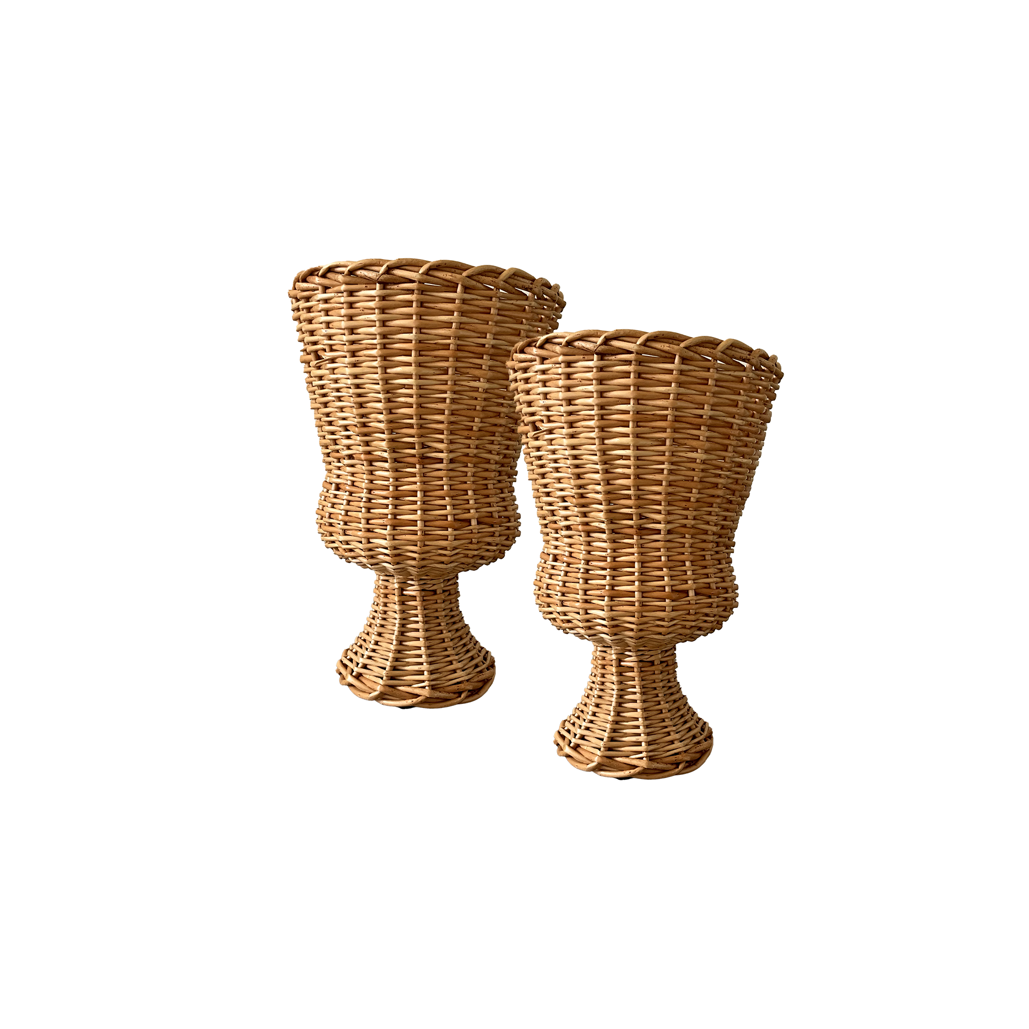 Rattan Urns.png