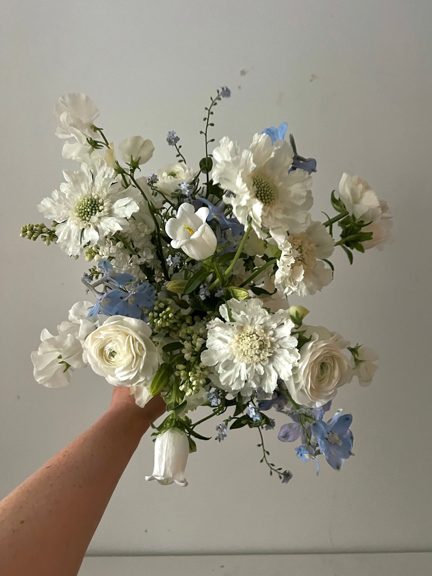 &lsquo;Perfectly undone&rsquo; for Madeleine  @somerleys.suttonforest