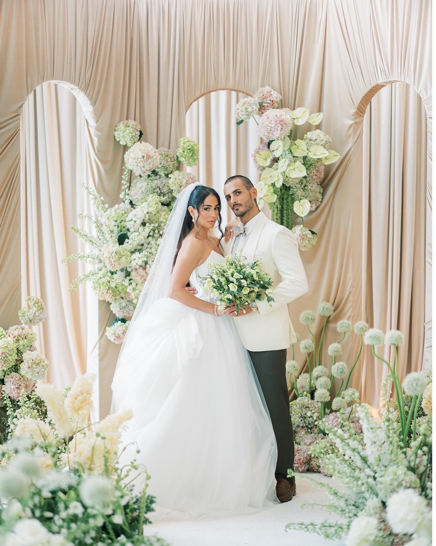 Ceremony design isn&rsquo;t just d&eacute;cor&mdash;it&rsquo;s the first impression. A carefully curated space that reflects the couple, elevates the experience, and defines the day. It signifies the beginning of the story( from your guests perspecti