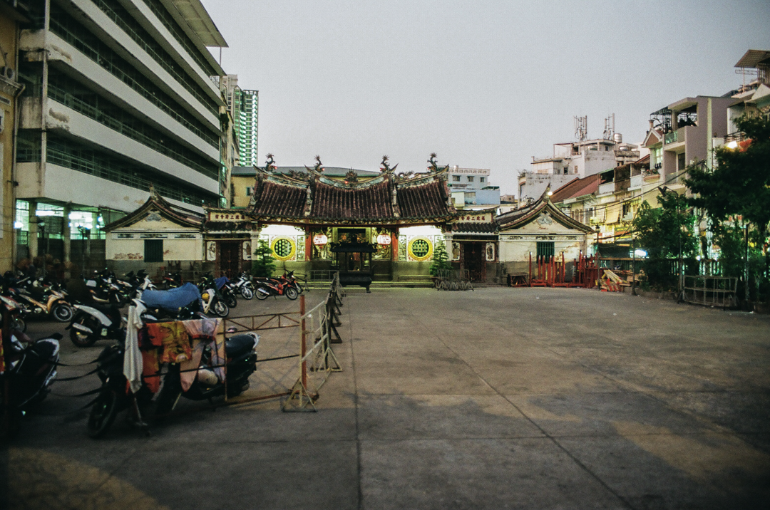 ELLS_WAKE_STREETS_AND_MARKETS_THAILAND_VIETNAM_ (113).png