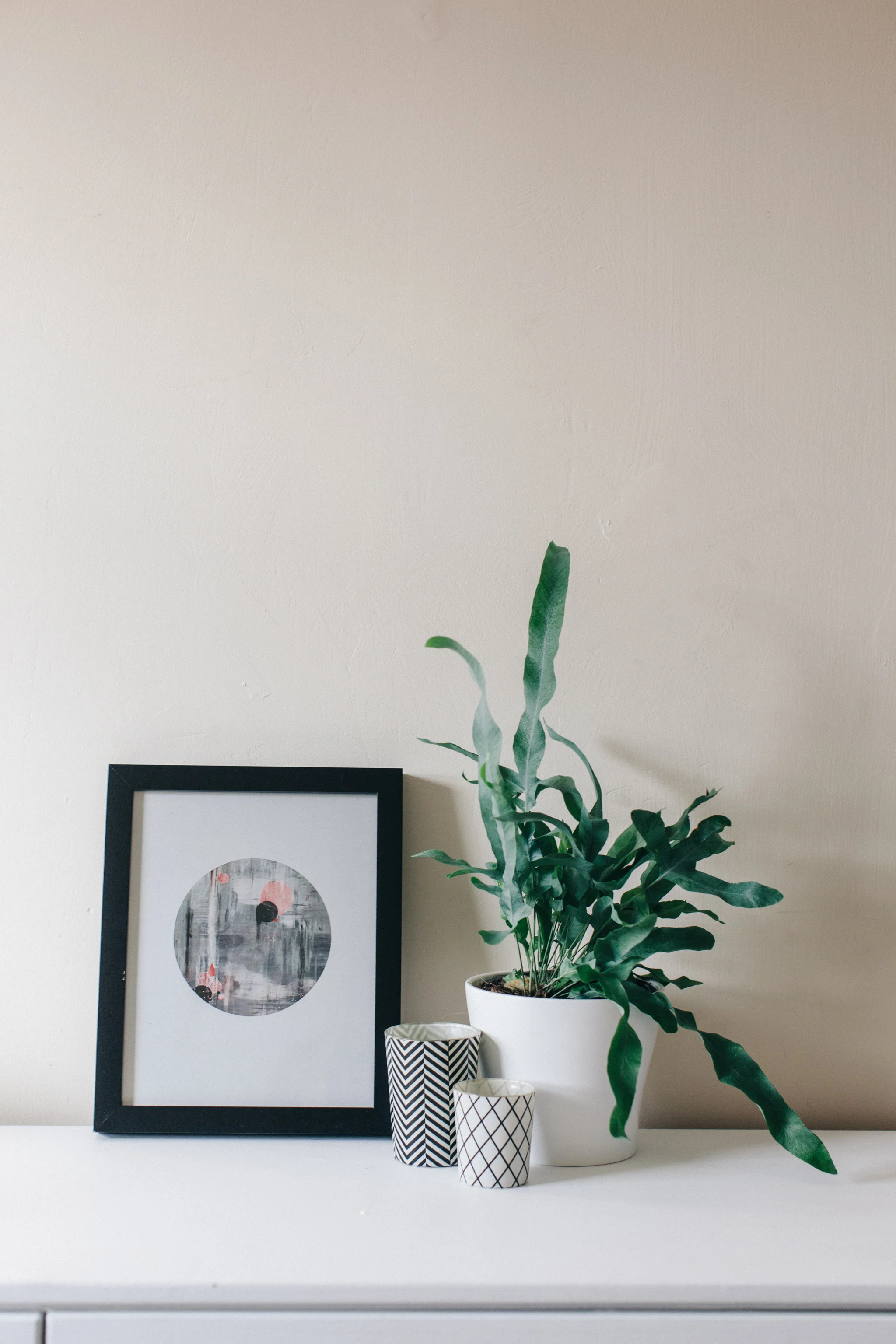 Lynne Rosenvinge Scandinavian wall art. Retreat // Food and lifestyle blog based in Sussex. Photography by Emma Gutteridge.