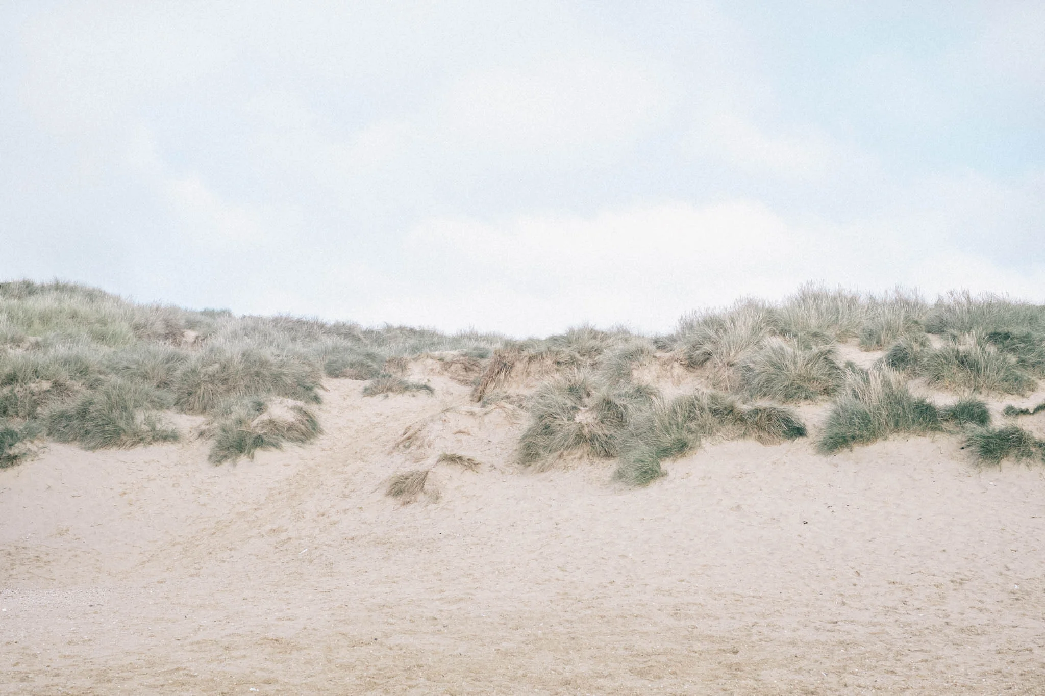 Camber and Dungeness are located on the east coast of England in Kent, a short drive from Sussex. Photography by Sussex photographer Emma Gutteridge