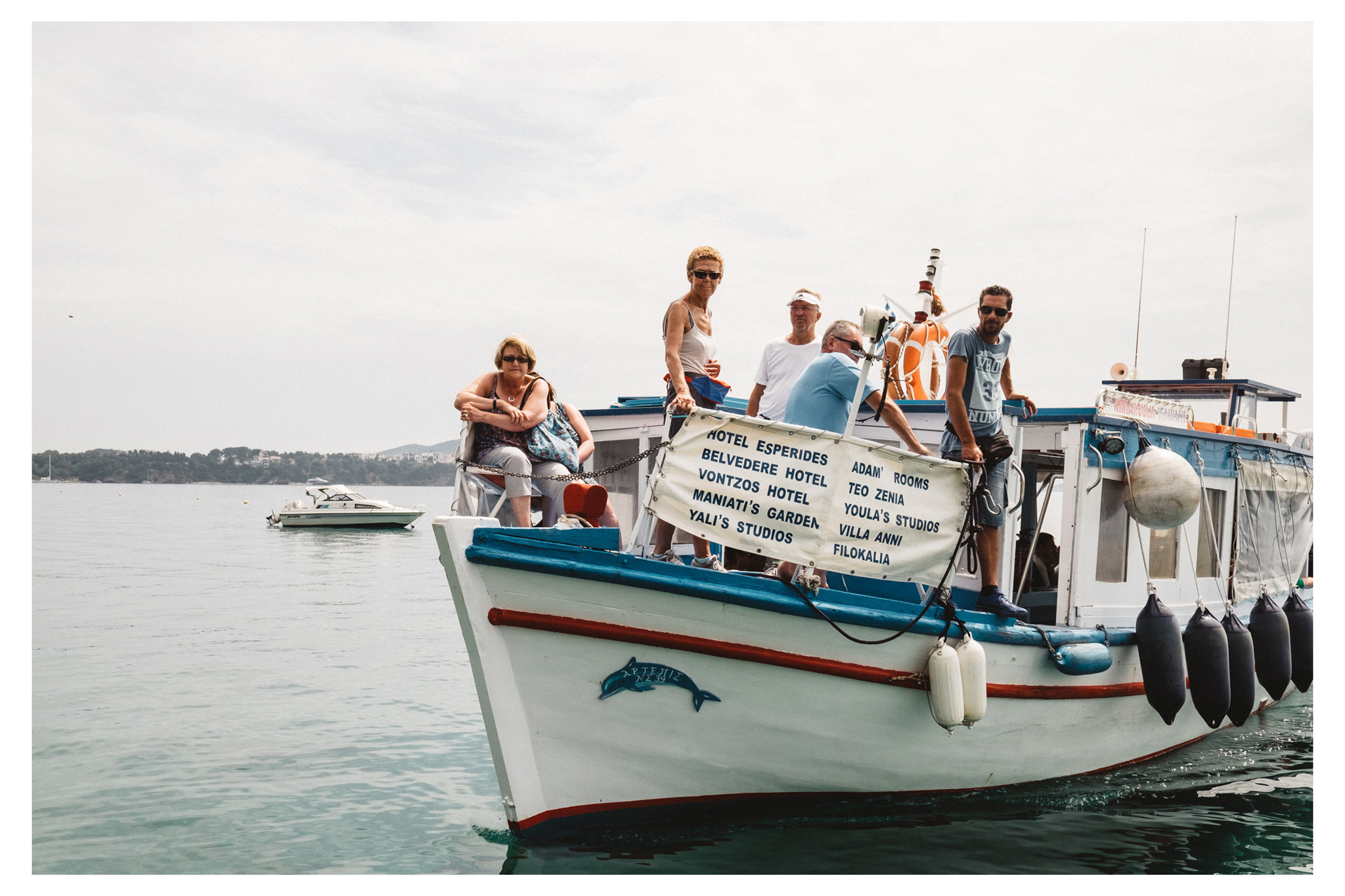 Skiathos is an Sporadic island in Greece. It boasts a wealth of clean and stunning beaches and with mountains to explore as well as beautiful old town it offers so much more than fly and flop. It's also an affordable destination. Retr~eat blog - travel and lifestyle. 