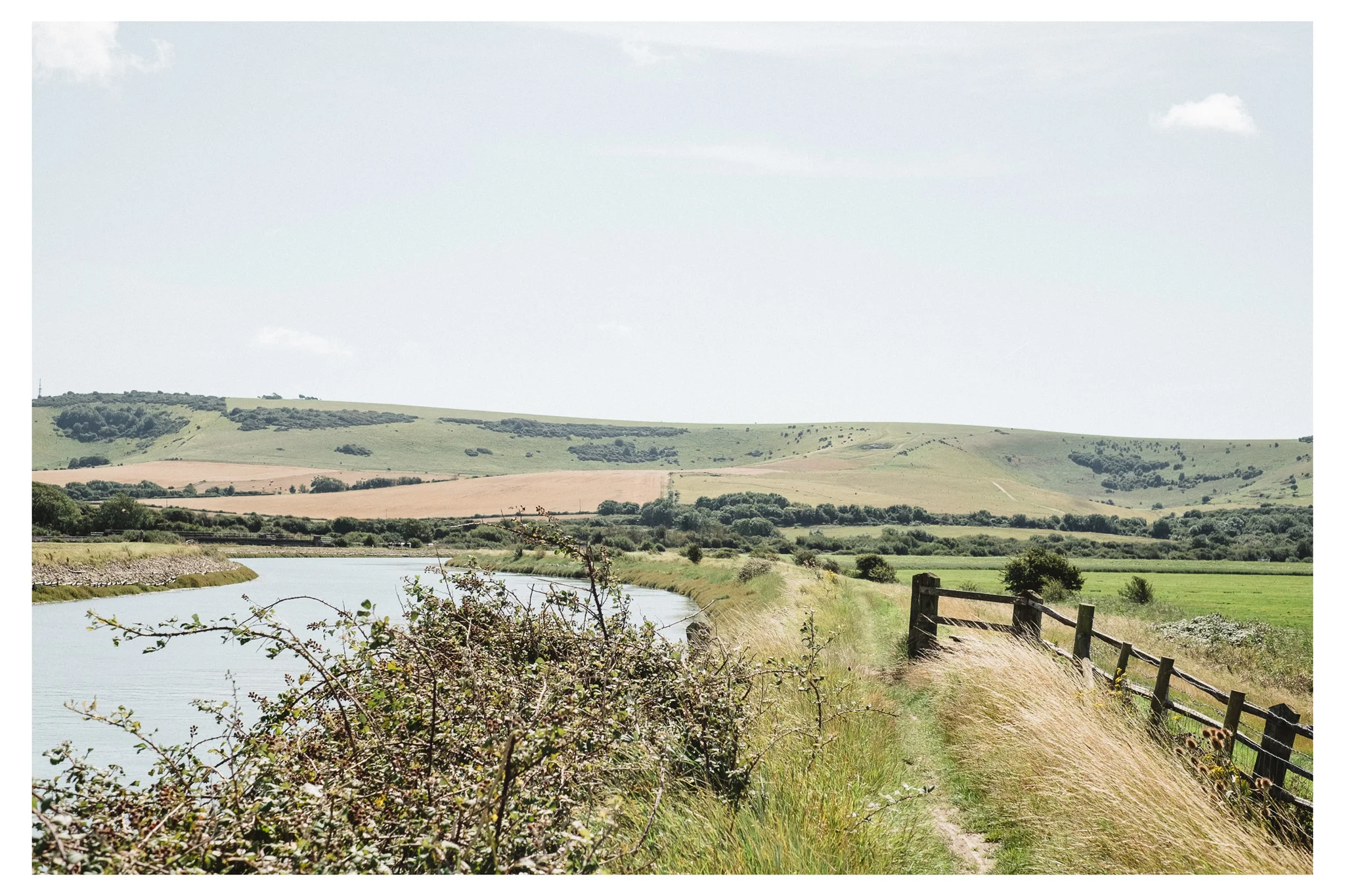 Lewes to Southease is an easy to moderate walk along the River Ouse in East Sussex. Retreat is a Sussex based blog focused on natural living. 