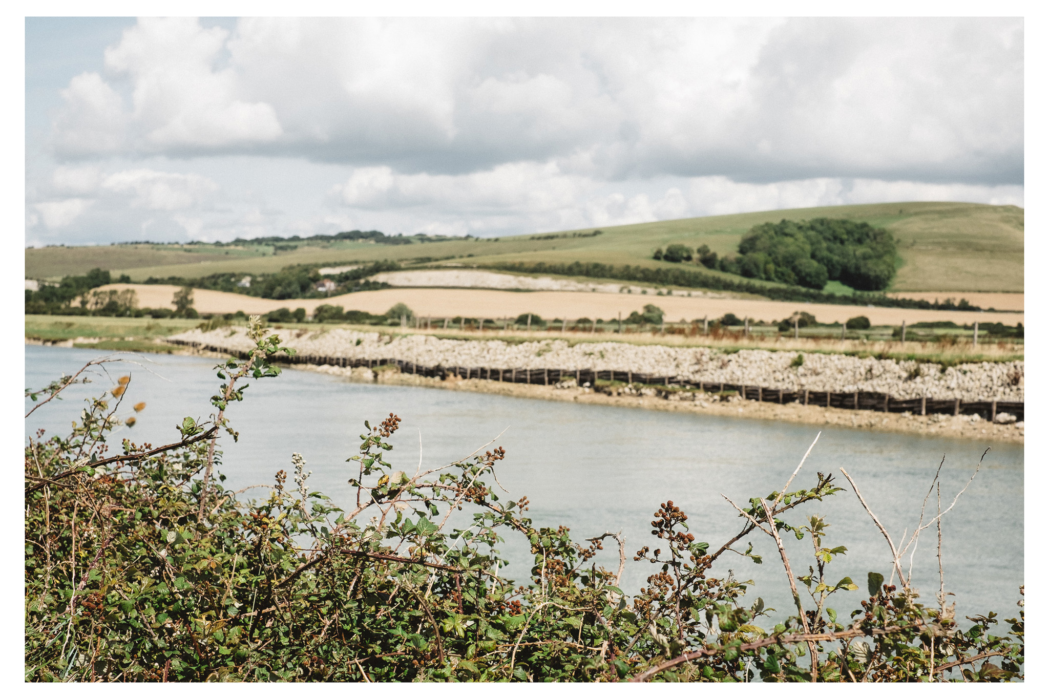 Lewes to Southease is an easy to moderate walk along the River Ouse in East Sussex. Retreat is a Sussex based blog focused on natural living. 