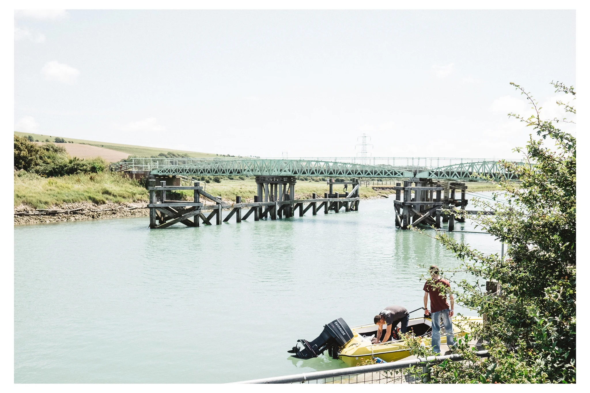 Lewes to Southease is an easy to moderate walk along the River Ouse in East Sussex. Retreat is a Sussex based blog focused on natural living. 
