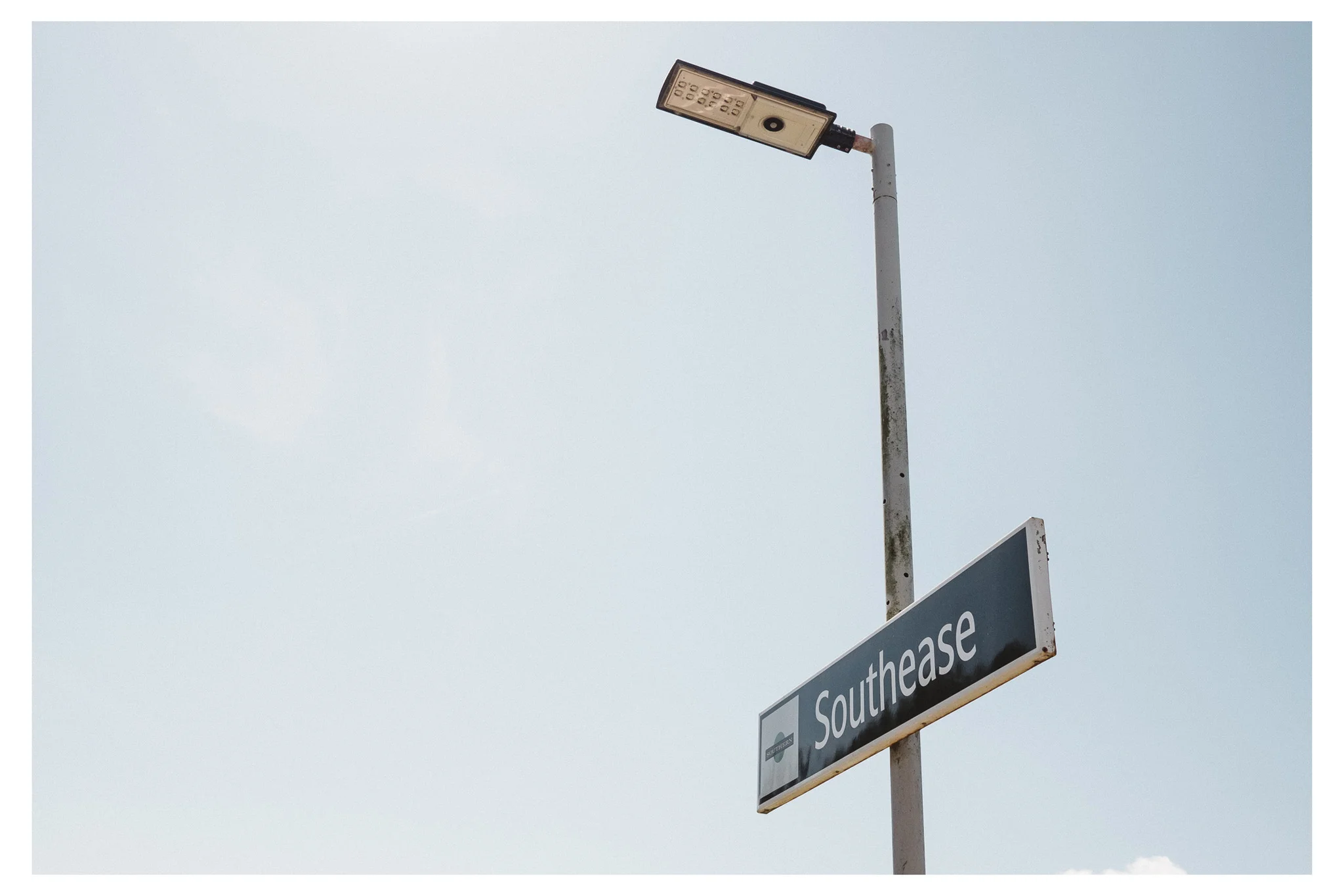Lewes to Southease is an easy to moderate walk along the River Ouse in East Sussex. Retreat is a Sussex based blog focused on natural living. 