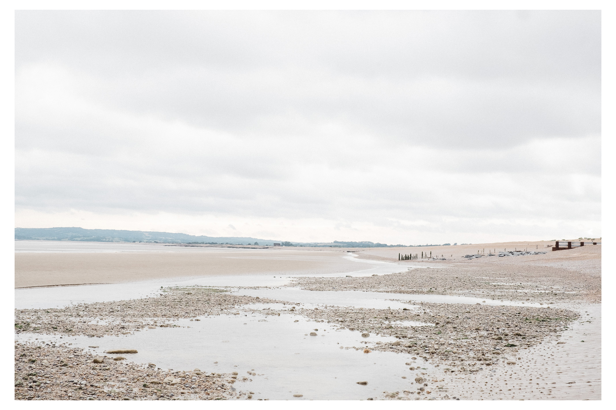 Hares and Hounds is a modest but practical campsite in Rye, Sussex. The area has a lot to offer and the campsite has everything you need for a gorgeous experience. 