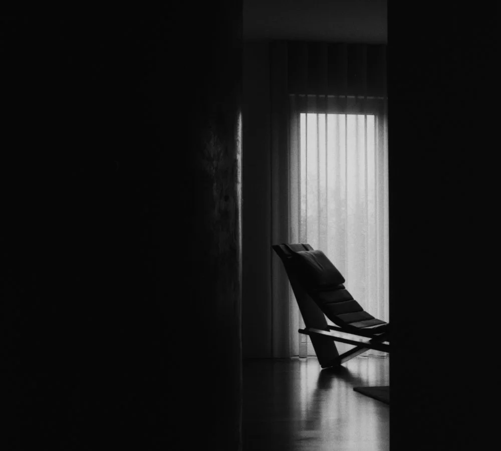 2.01+chaise+longue+detail+35+mm+film.jpg