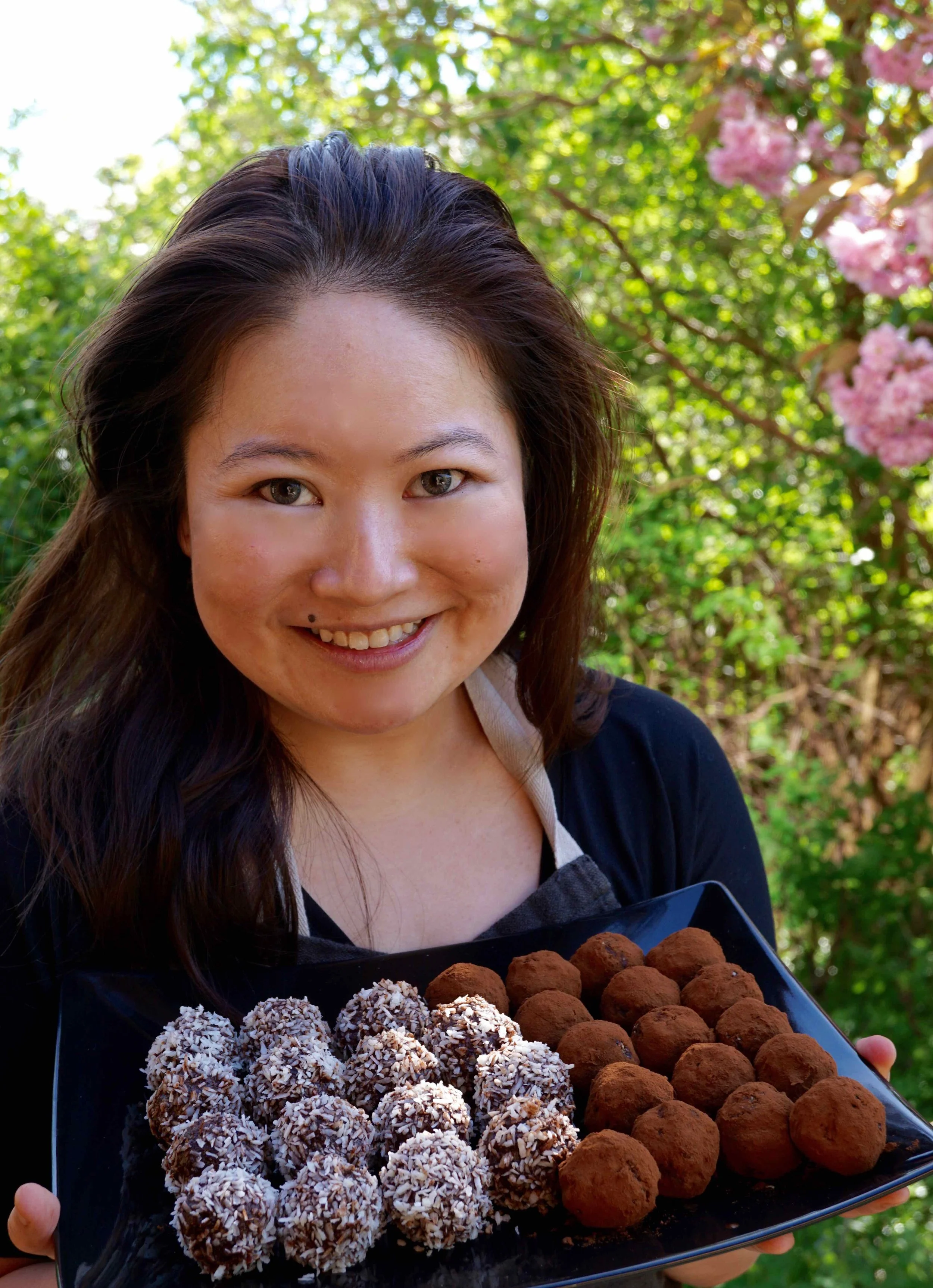 Alaine with Chokladbollar copy.jpg