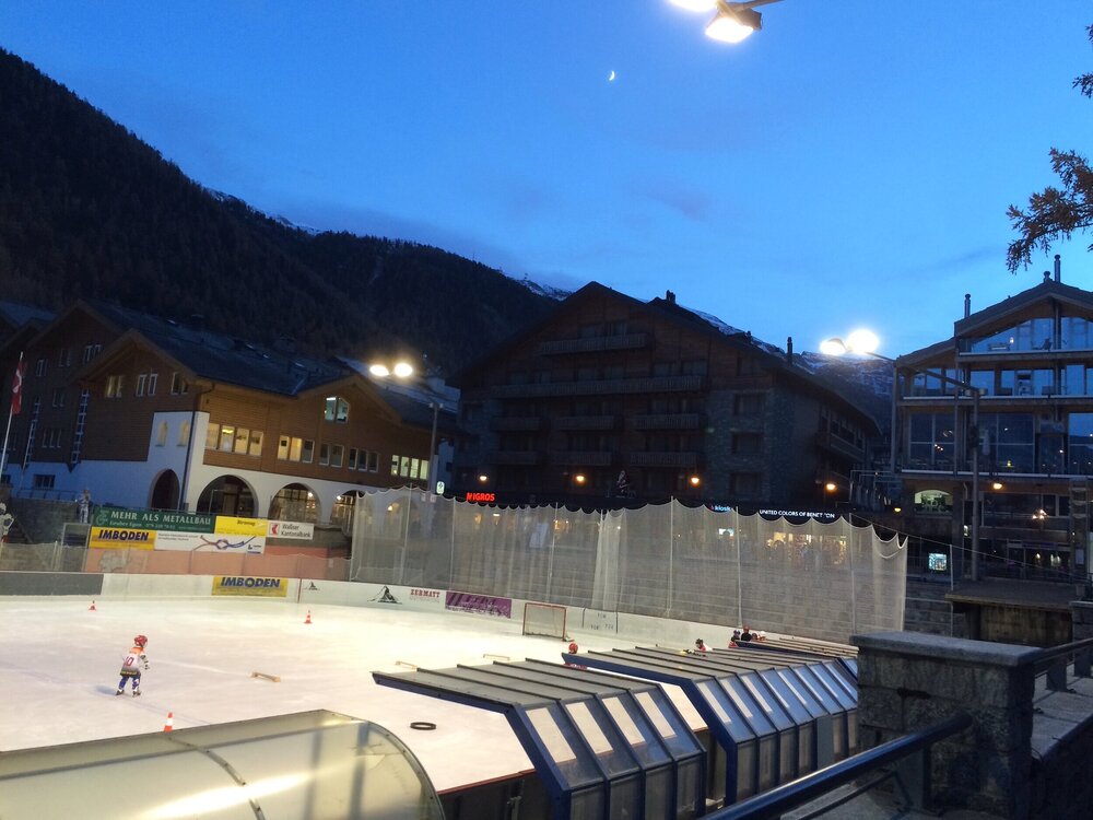 Ice skating rink 