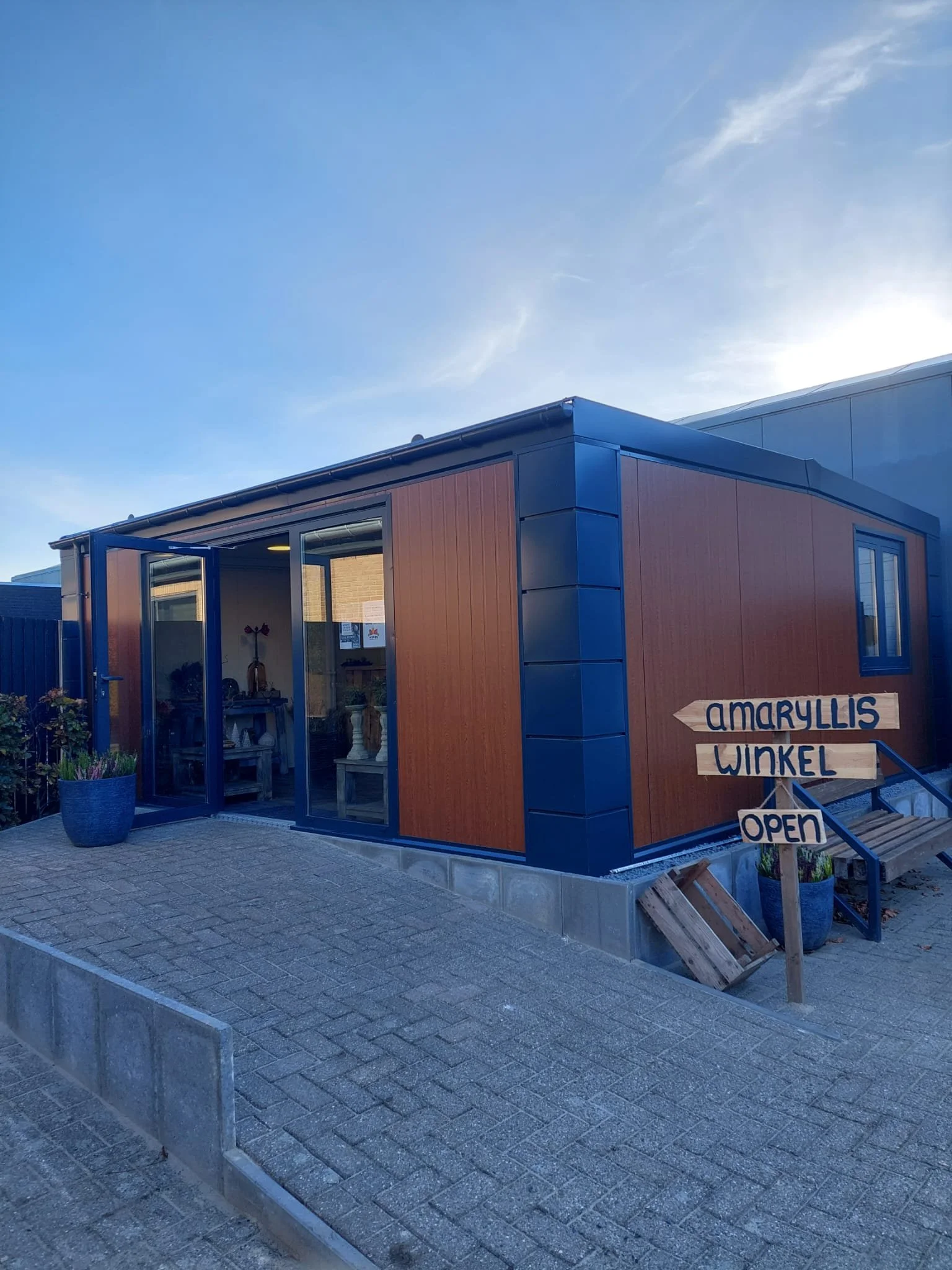 Zaterdag 4 november opening amaryllis winkel