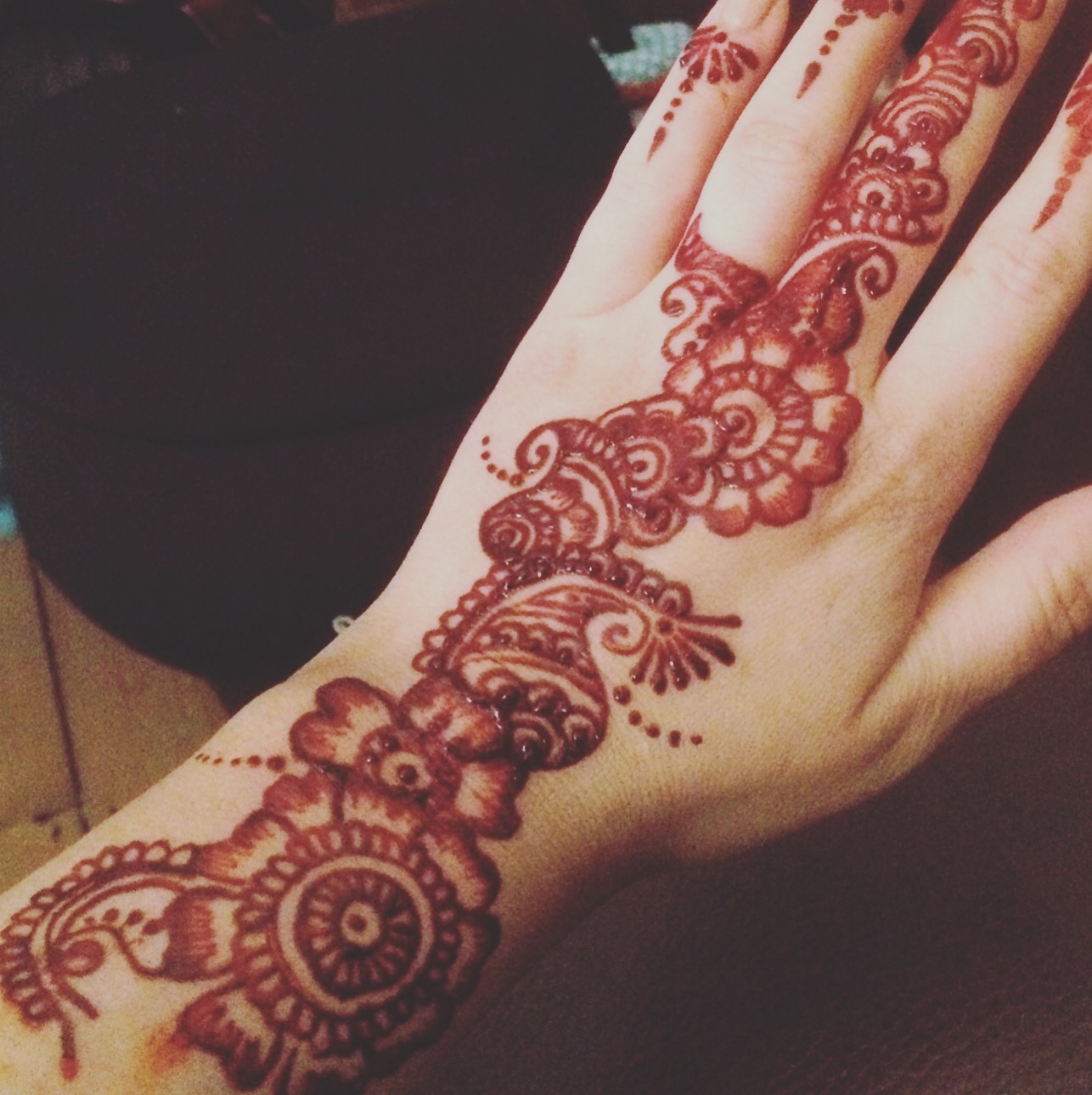 Experienced Henna Practioners