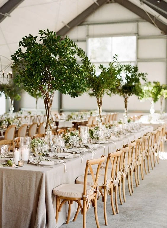 image via Elegant Wedding Invites