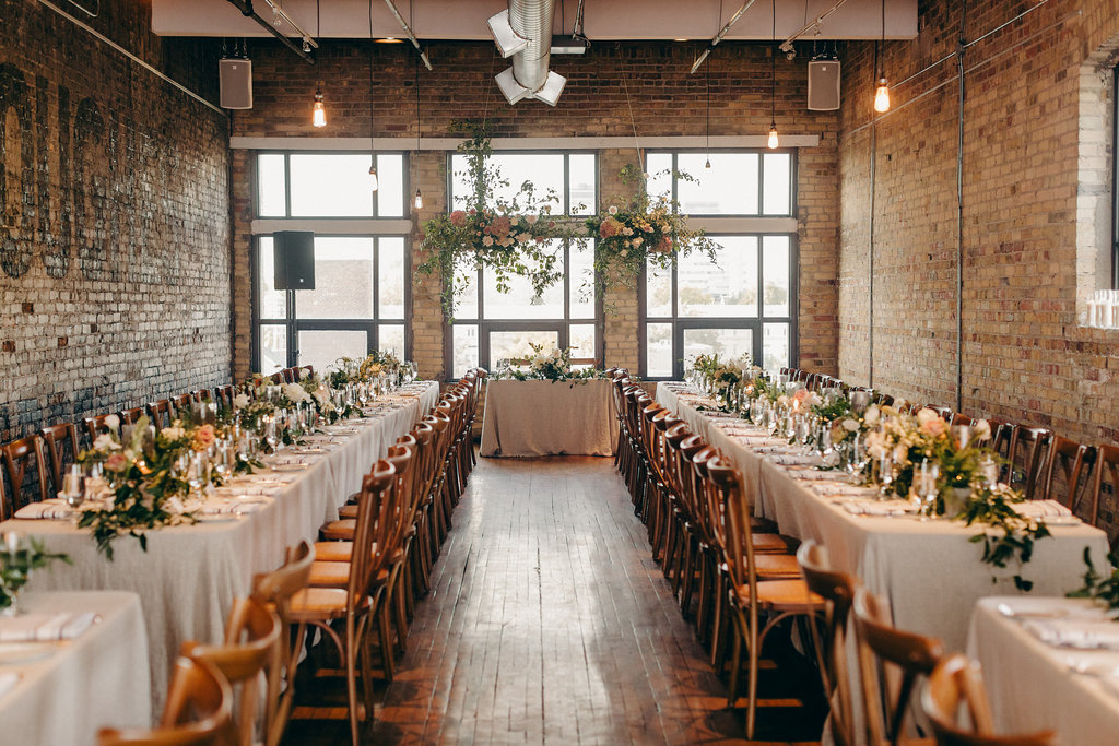 LIZ + KOBI&lt;strong&gt;COZY LOFT WEDDING&lt;/strong&gt;