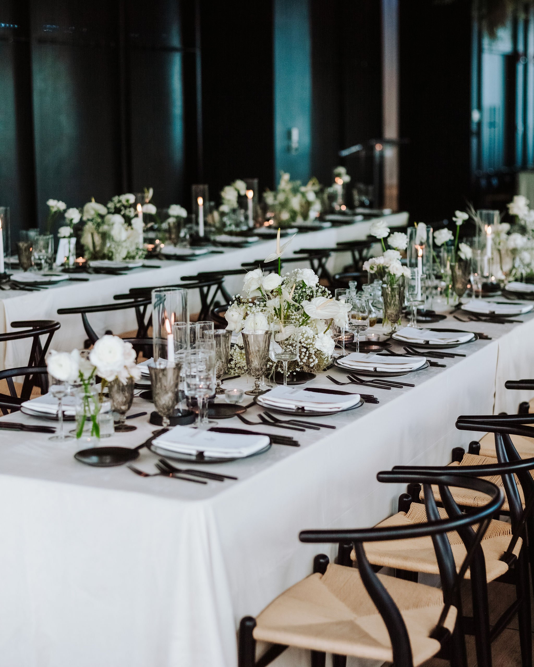 AMELIA + JORDAN&lt;strong&gt;CHIC MODERN WEDDING&lt;/strong&gt;