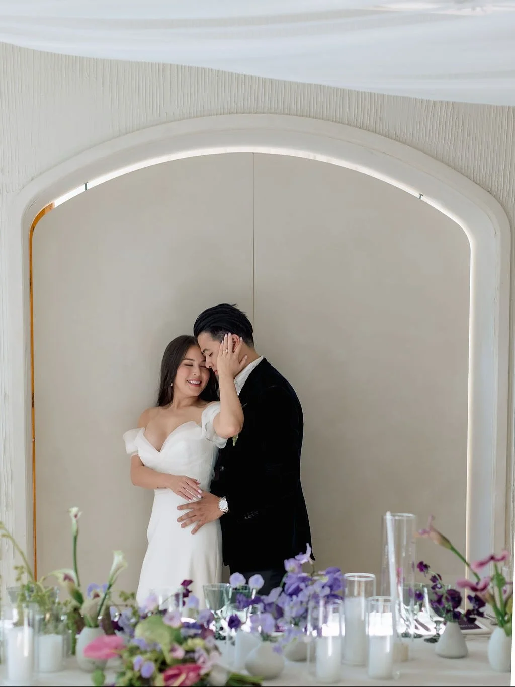 A dream day for the beautiful C &amp; J

Planning and design @clementandcoevents 
Photos @innayas 
Venue @archivestudiosto 
Florist @neroli_floraldesign 
Drape @eventuredesign 
Rentals @element_event_solutions 

#bouquet #bridalbouquet #modernwedding