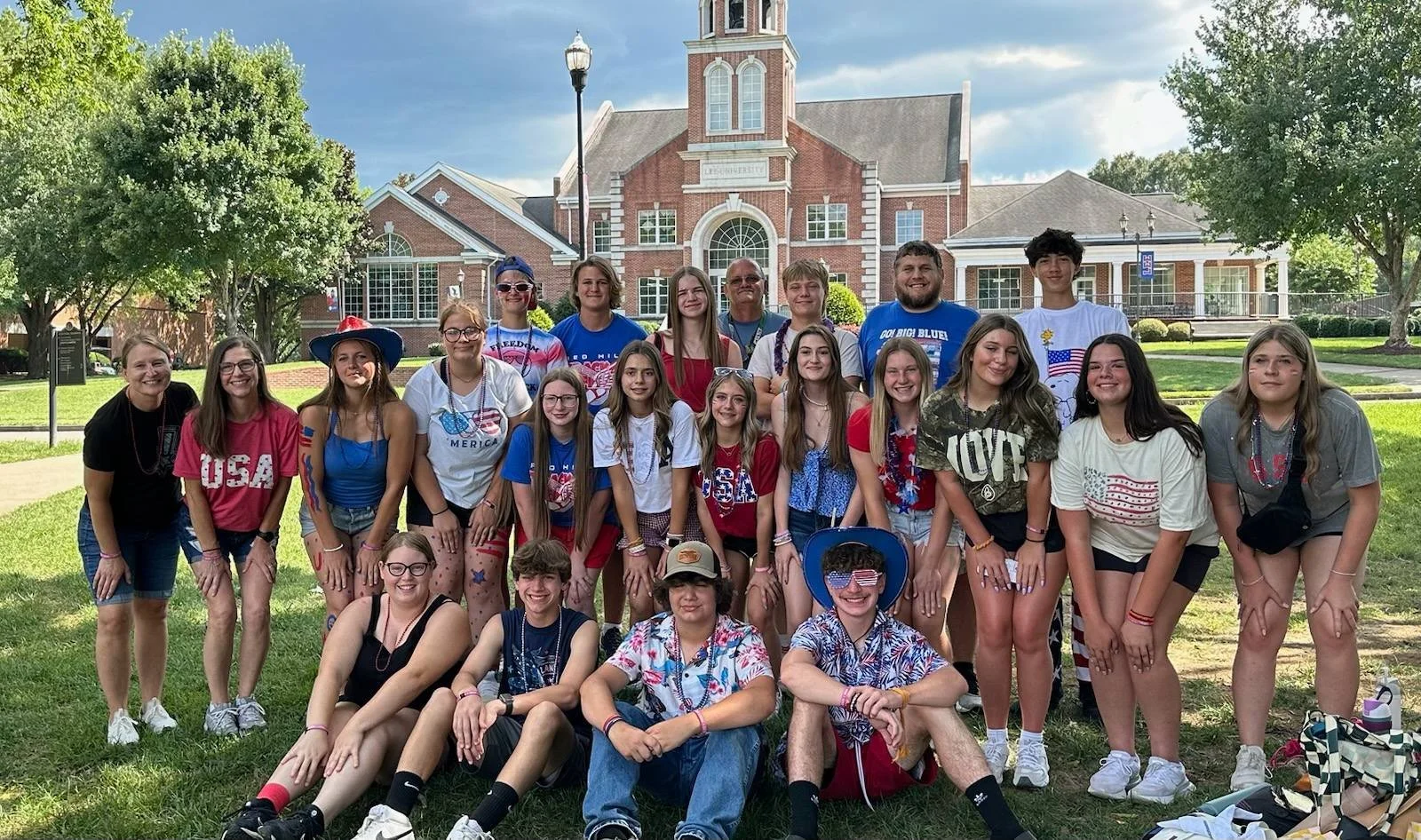 602995071_1181964910732709_3076678520319373497_n (1).jpg