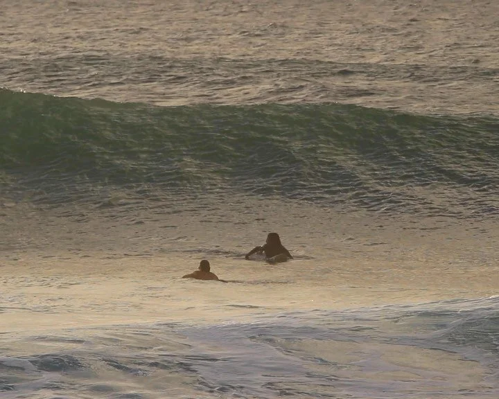 When he&rsquo;s not at @patagonia_haleiwa, @gpb__ is an absolute speed demon in the water (just add waves). 3 clips of him on the Wild Boar, blasting sections and hunting the lip. 
Video: @heaththompson___