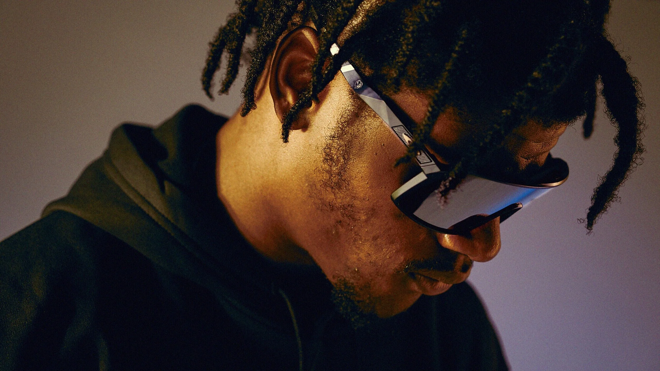 Oakley_NFL_Hero_30s_1080p_16x9_Delivery_200903