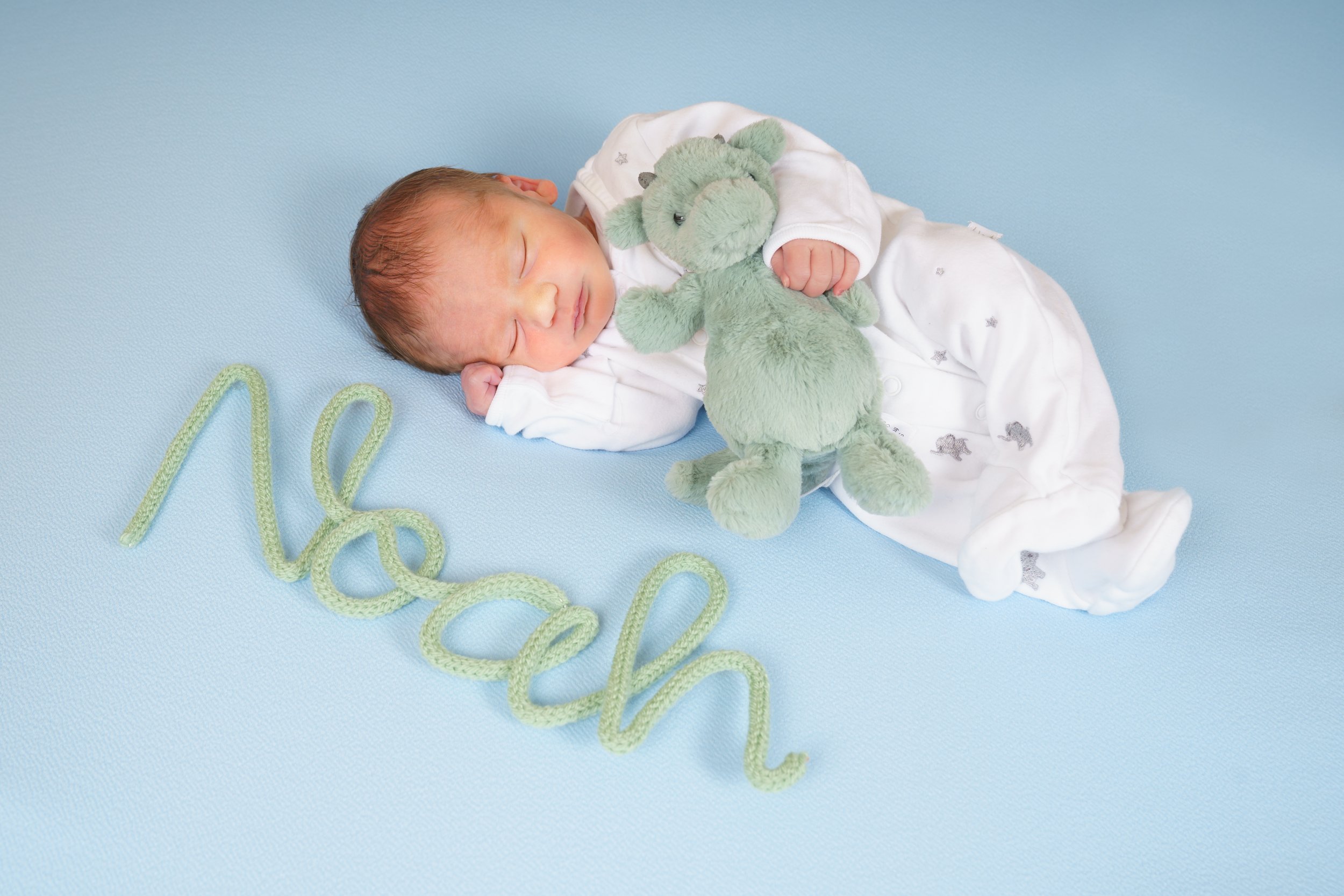 Noah'sNewbornShoot-2.jpg