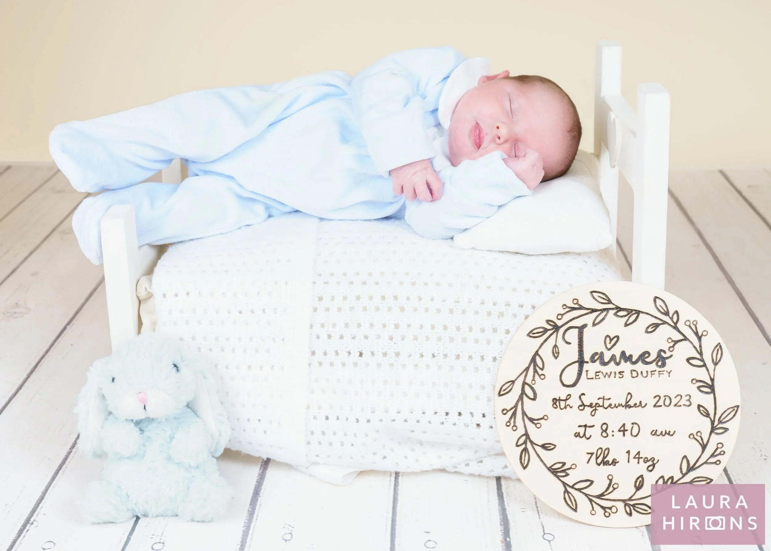 James%27sNewbornPhotoshoot-8.jpg