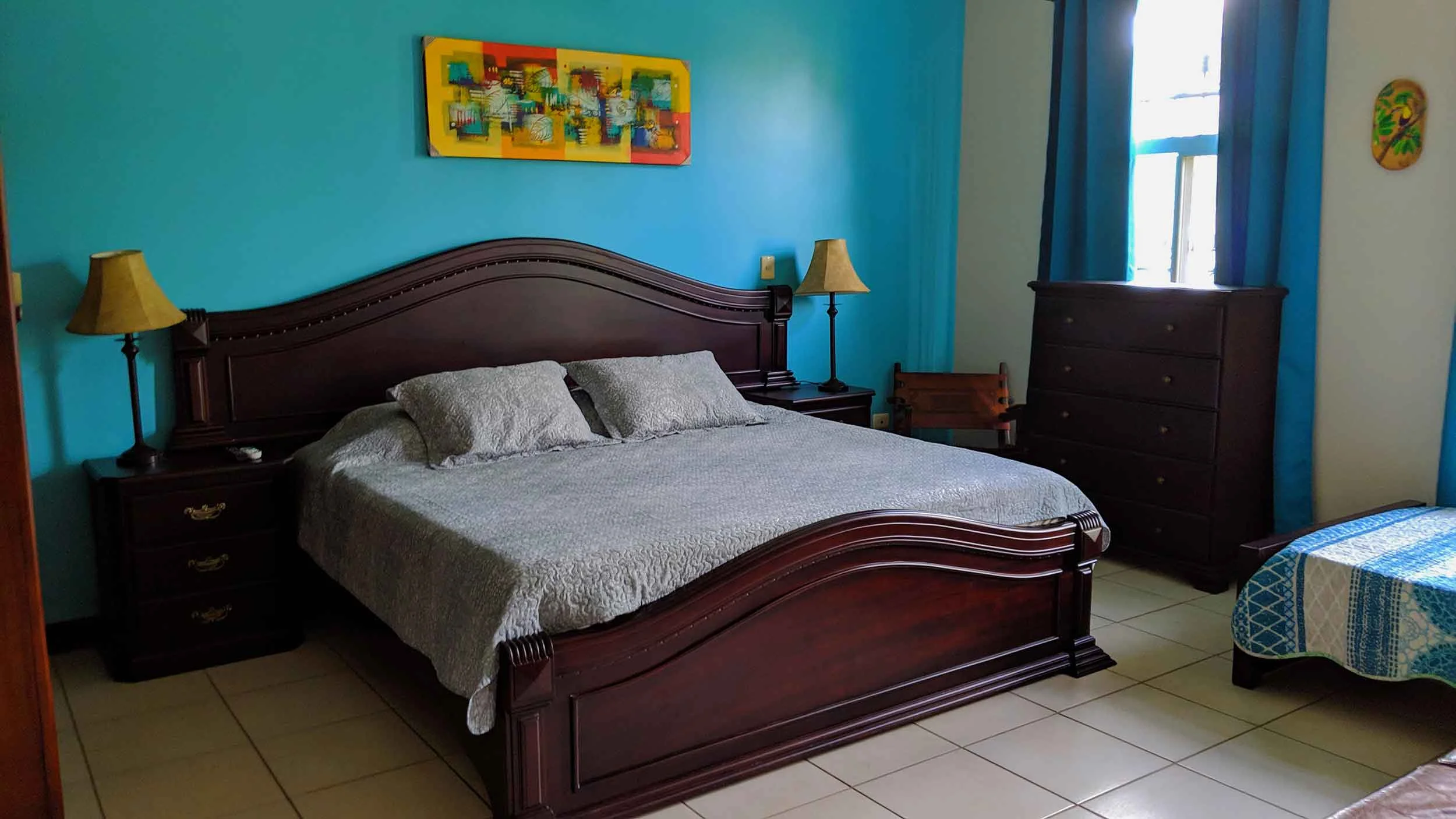 bed1.jpg