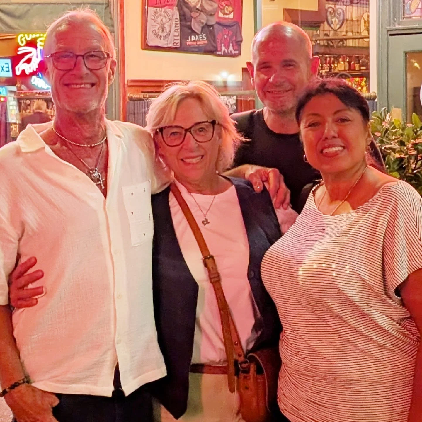 🥳August 25, 2025 family memories forever!🎉
What a great two days celebrating Paul's 66th birthday! With Rich's sister Wanda, her wife Dolly and son Lee visiting from Texas they wanted seafood! ✅Jake's Famous Crawfish restaurant is a Hotel Guys top 