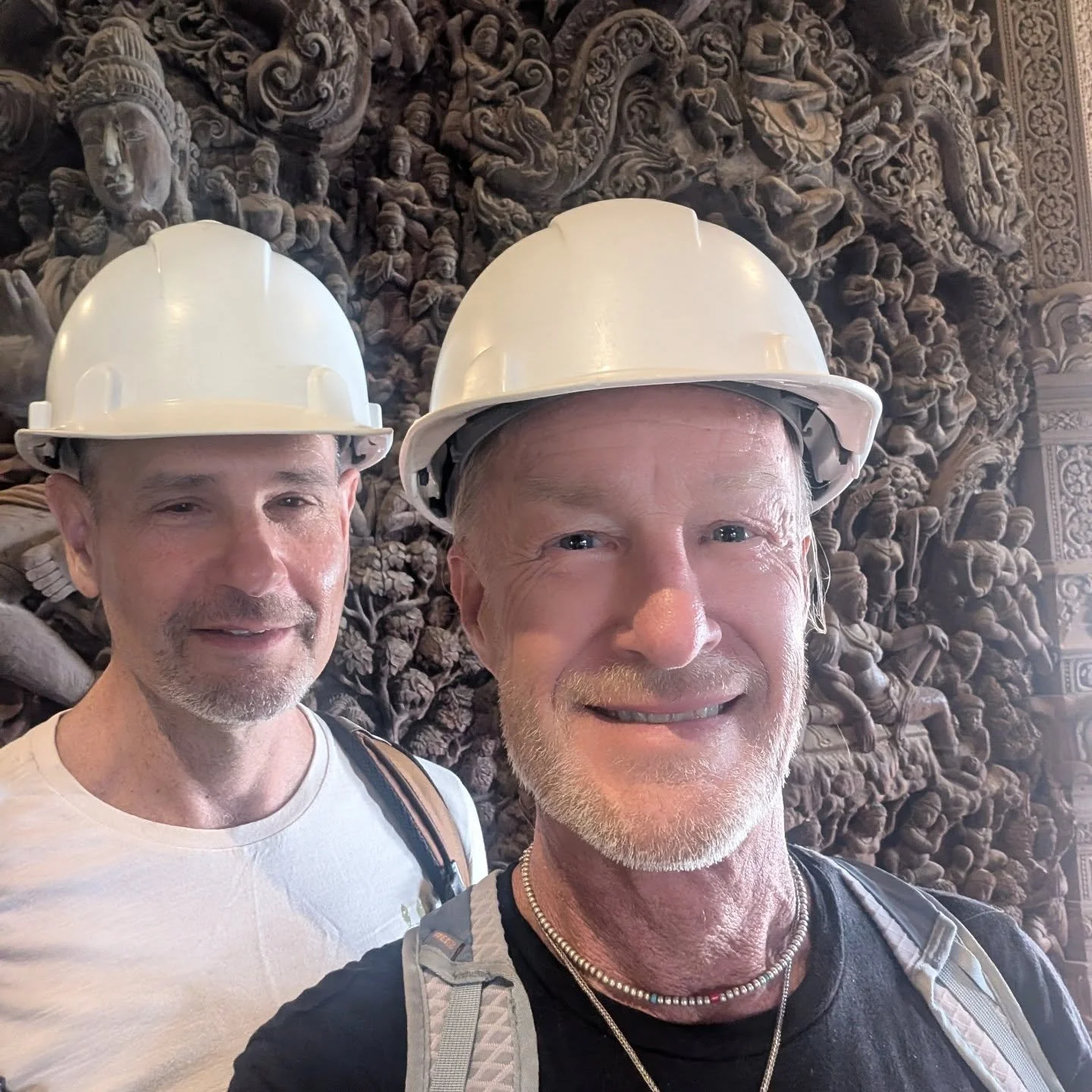 Our minds are contemplating our recent visit to the Sanctuary of Truth Museum in Pattaya Thailand! The construction of the building began 44 years ago and continues...without metal nails! ❤️It's all about the Universal Truths! ❤️
#truth #travelblogge
