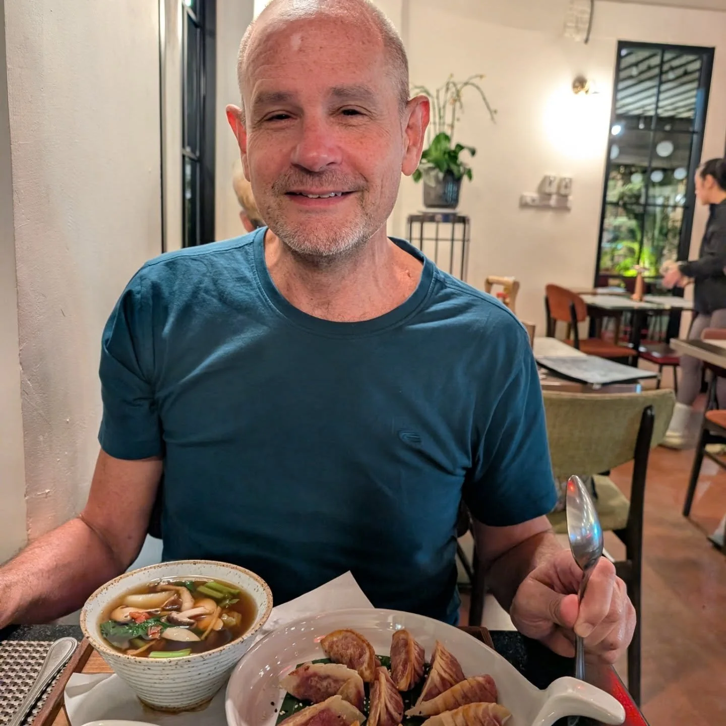 Great food, beautiful temples and more fabulous memories on our three week return visit to Chiang Mai Thailand! ❤️🇹🇭❤️ #chiangmai #travel #travelblogger #travelphotography #thailand 
👨🏻&zwj;🤝&zwj;👨🏼Hotelguys.com
🌏 Global Hotel Guys on Faceboo