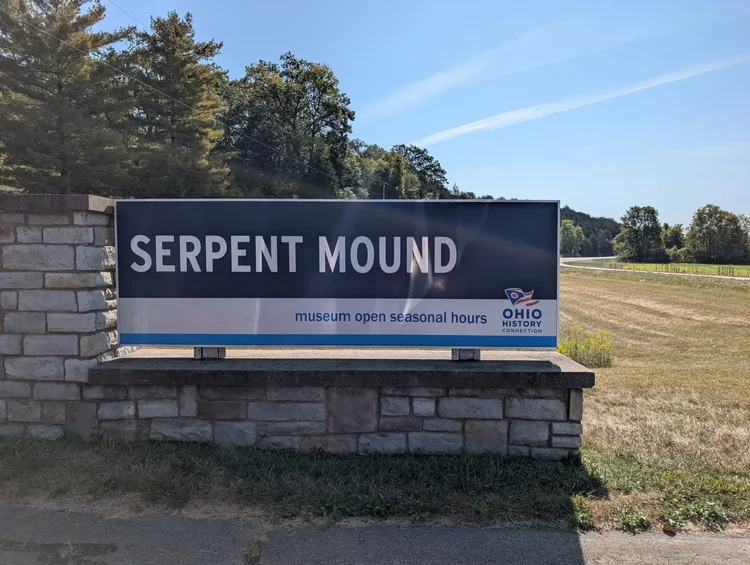 Serpent Mound entrance sign