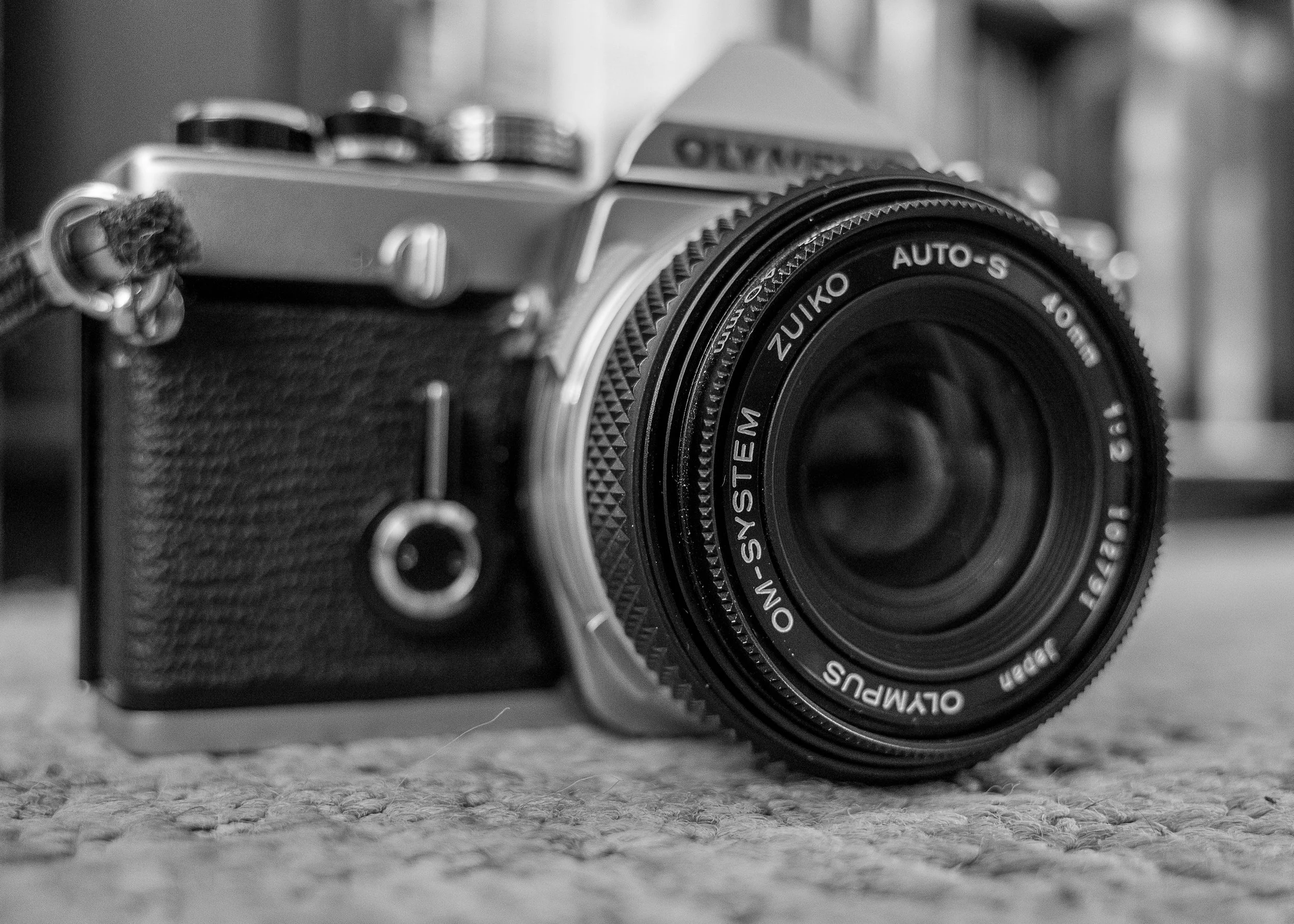 Zuiko 40mm F2 Pancake on Olympus OM-1