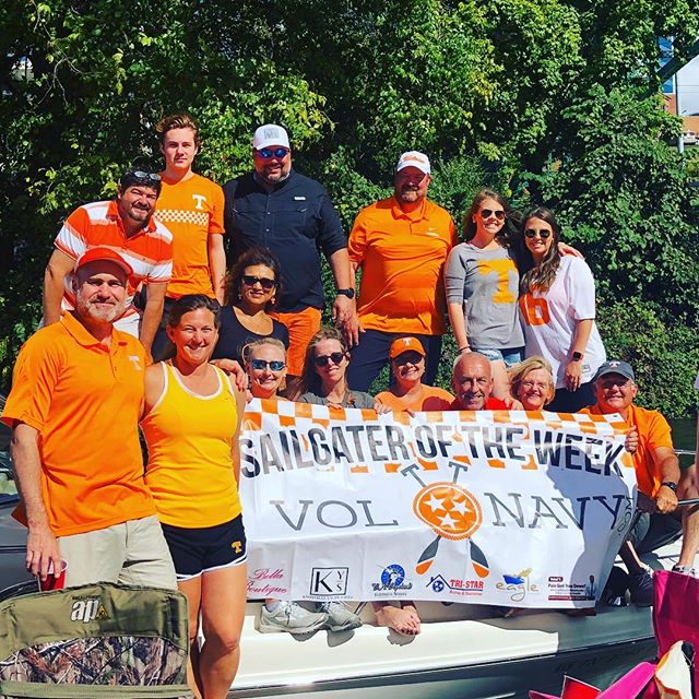 We have really made it now. 🍊⚓️🏈#volnavy #gbo #vfl #orangeonsaturdays