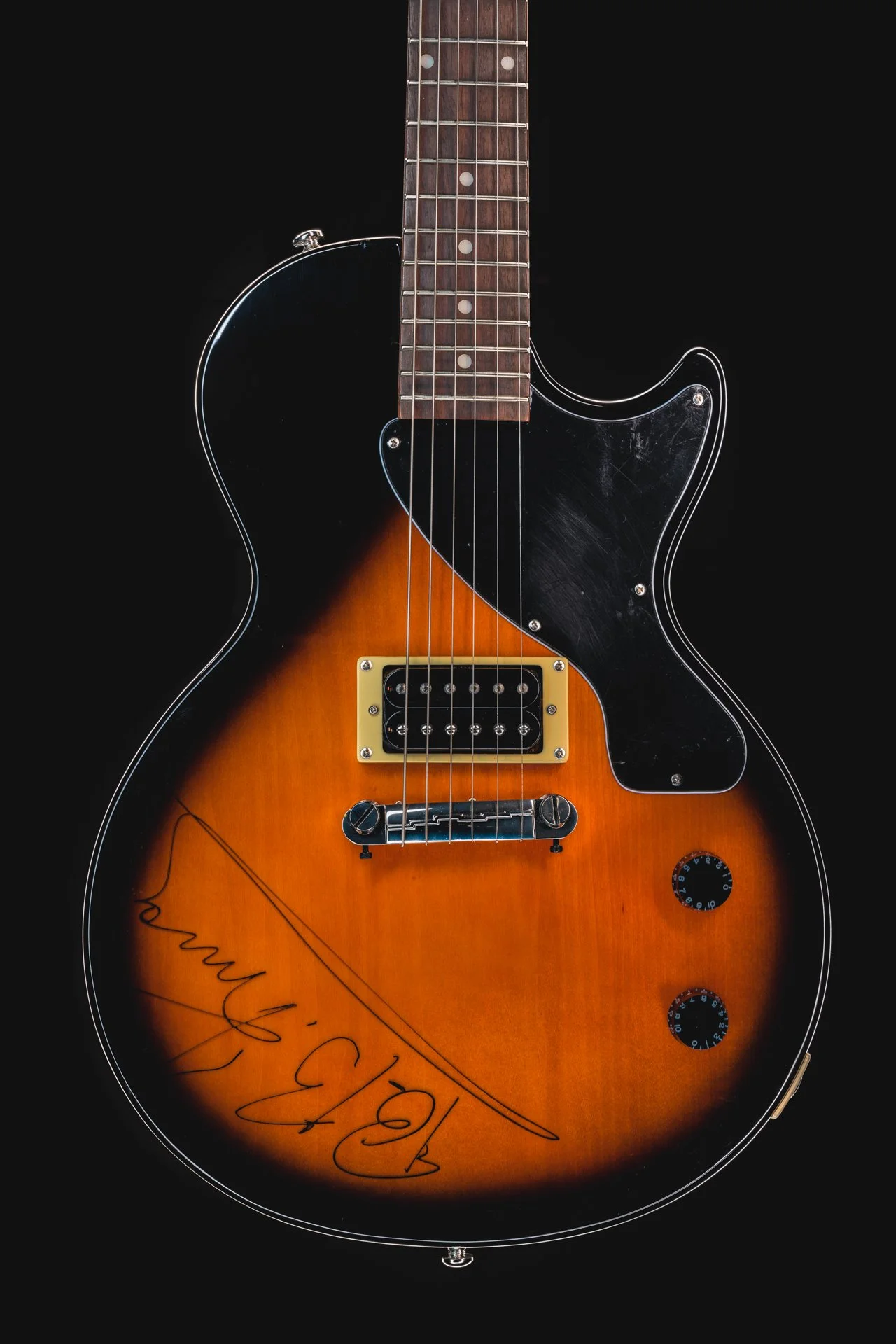 Gibson (Body).jpg