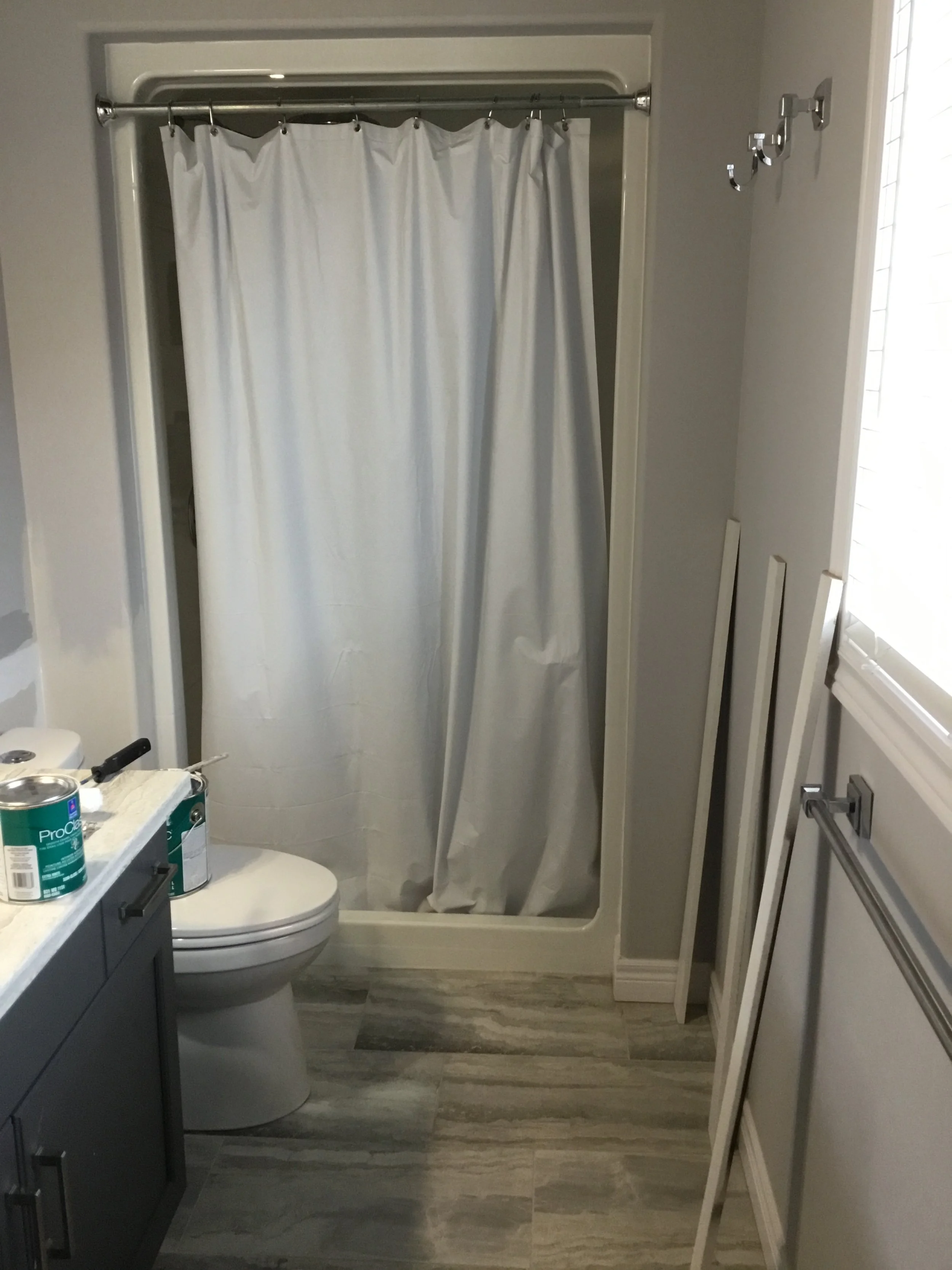 ensuite-before.JPG