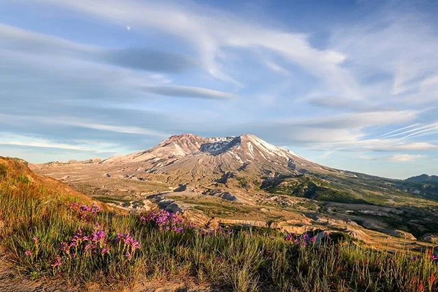 Volcano. #L7photo #washington #mtsainthelens #sunset
