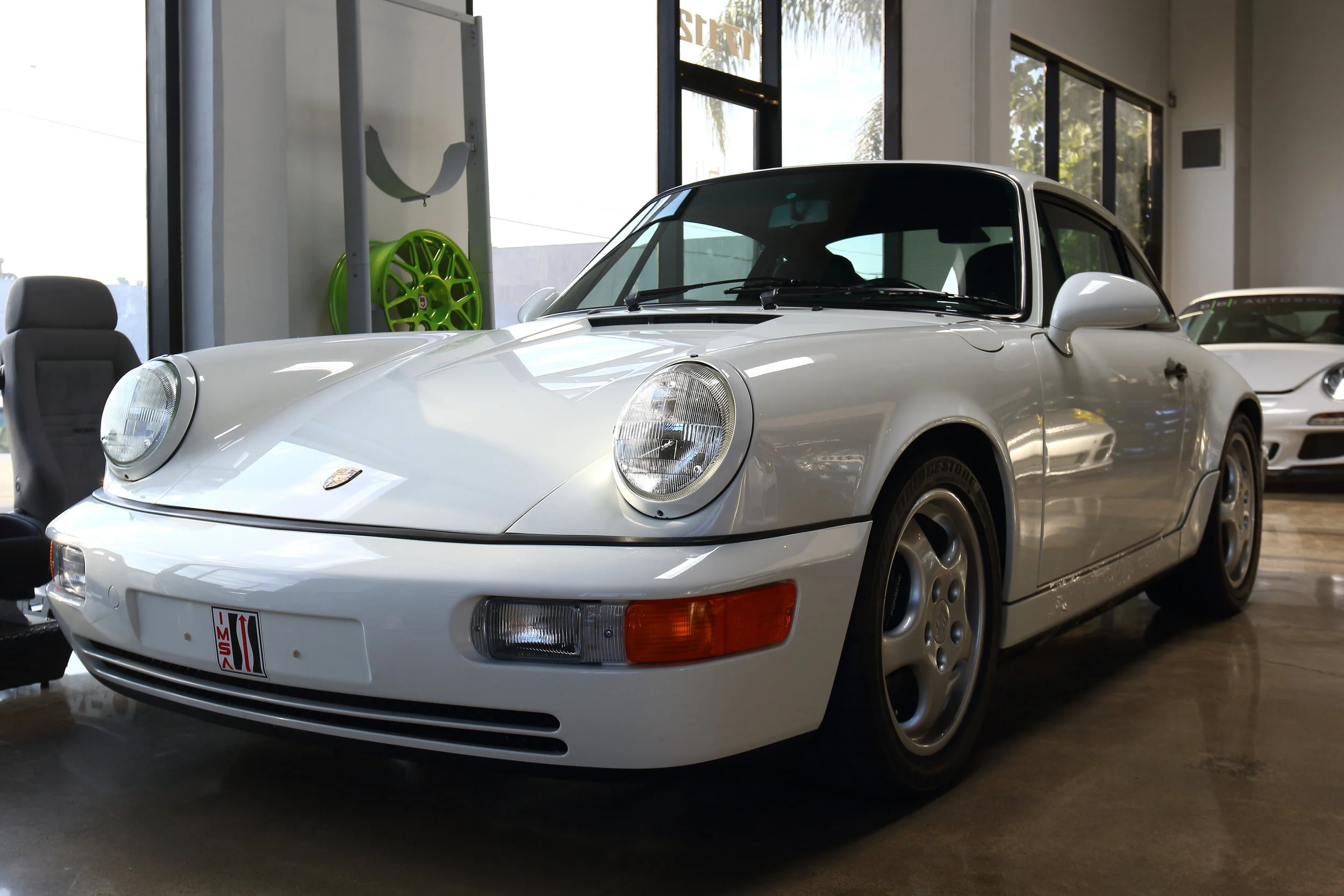 Porsche 964 Carrera Cup Usa Momo Steering Wheel Recaro Racing Seat Install i Autosport