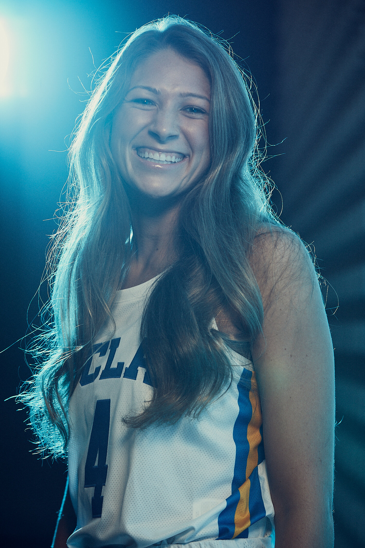 sRGB_LowRes_2019_UCLA_EDITORIAL_10125.jpg