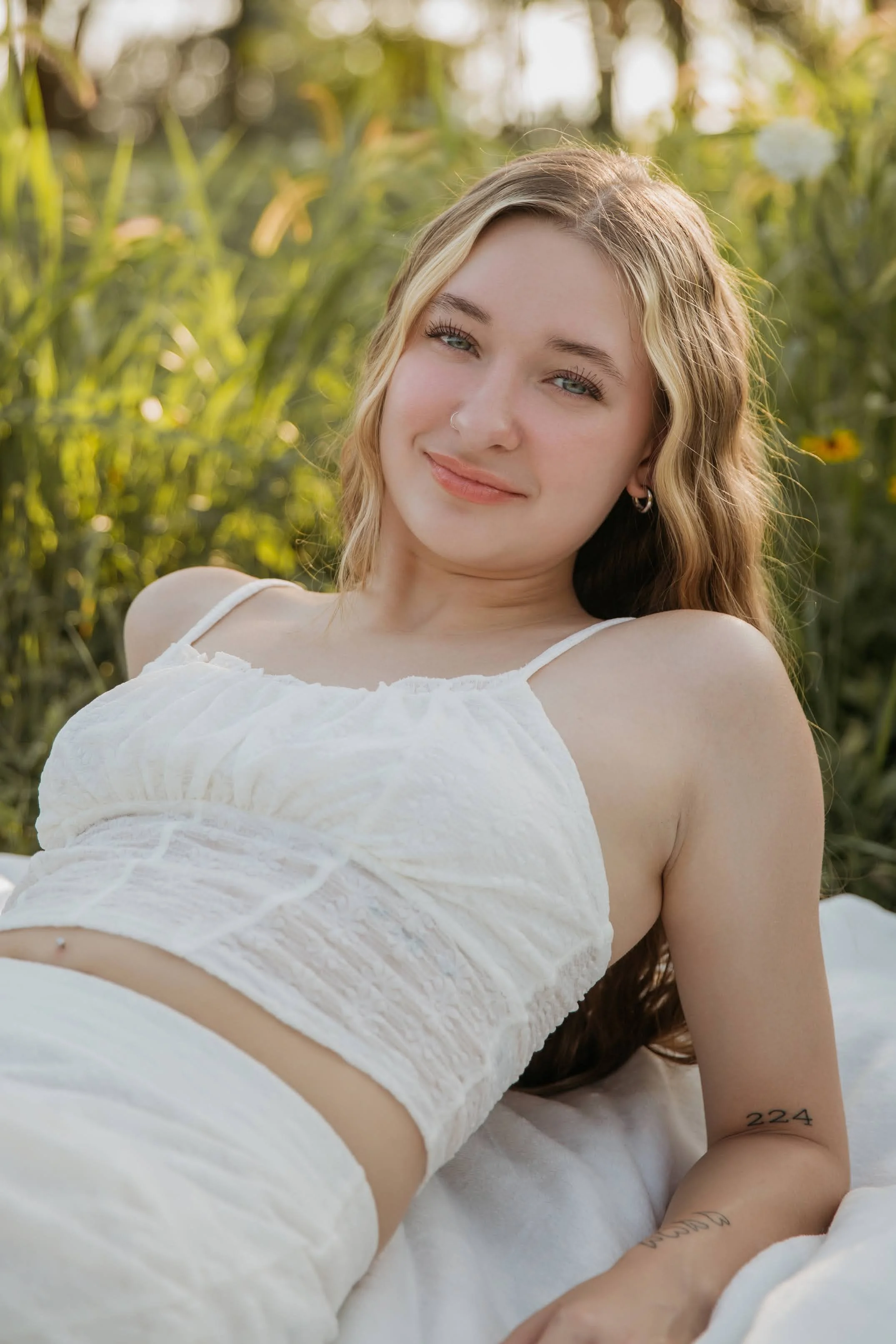 8_4_24_Ave_CC_Senior_HEADSHOT_26.jpg