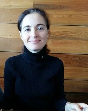 Cinzia, Italian instructor
